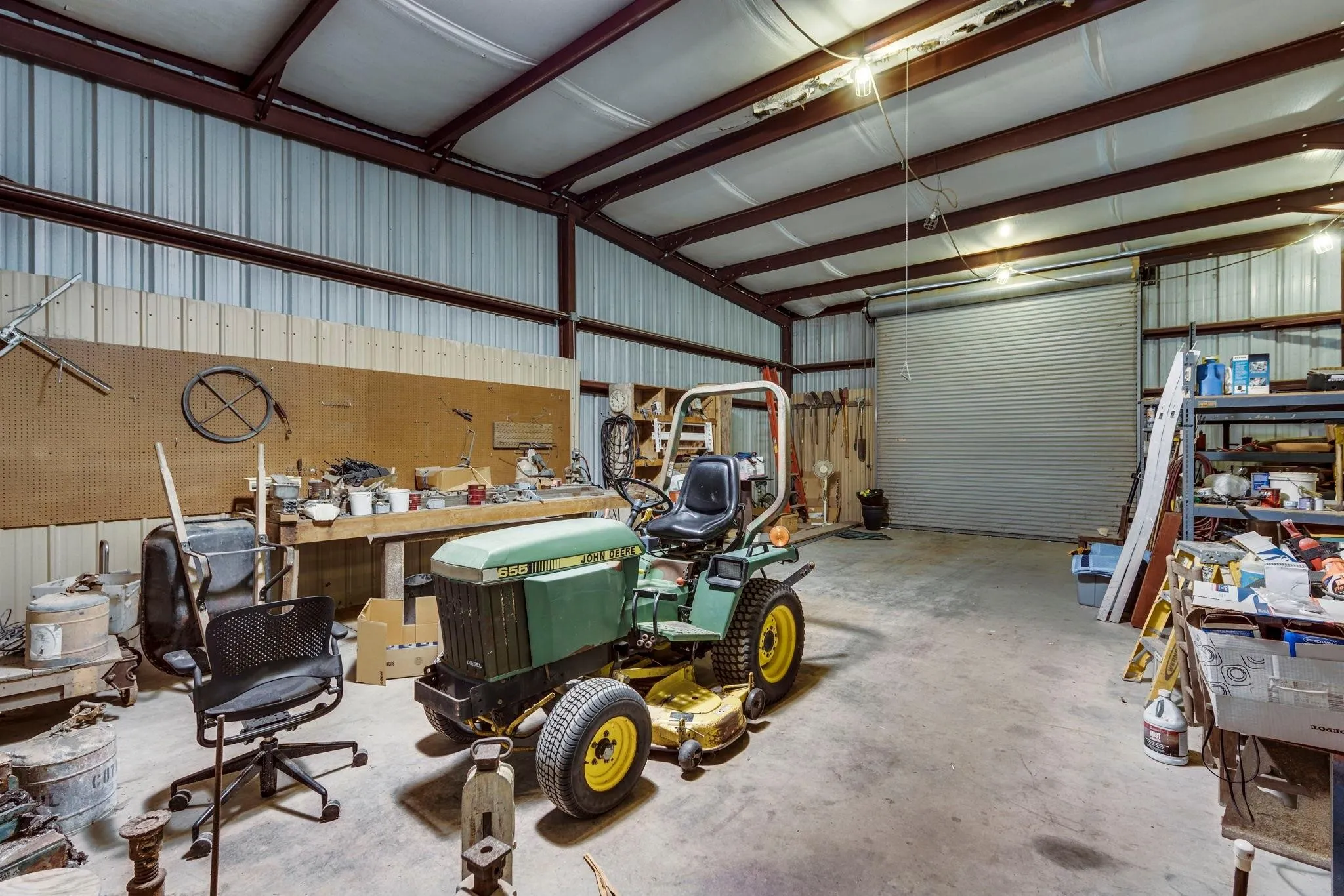 Farm For Sale in Ellis County , 4031 Greathouse Road, Waxahachie, Texas 75167, 2 Bedrooms, 1 Bathroom, Garage spaces, 920 Sqft, built in 1973, Price $964,900, mls#21176059, Real Estate Agent in Waxahachie, Homes For Sale in Ellis county, Homes For Sale in Waxahachie, Realtor in Waxahachie Texas, Real Estate Brokerage Independent Realty Texas, Luminita Cordes Realtor
