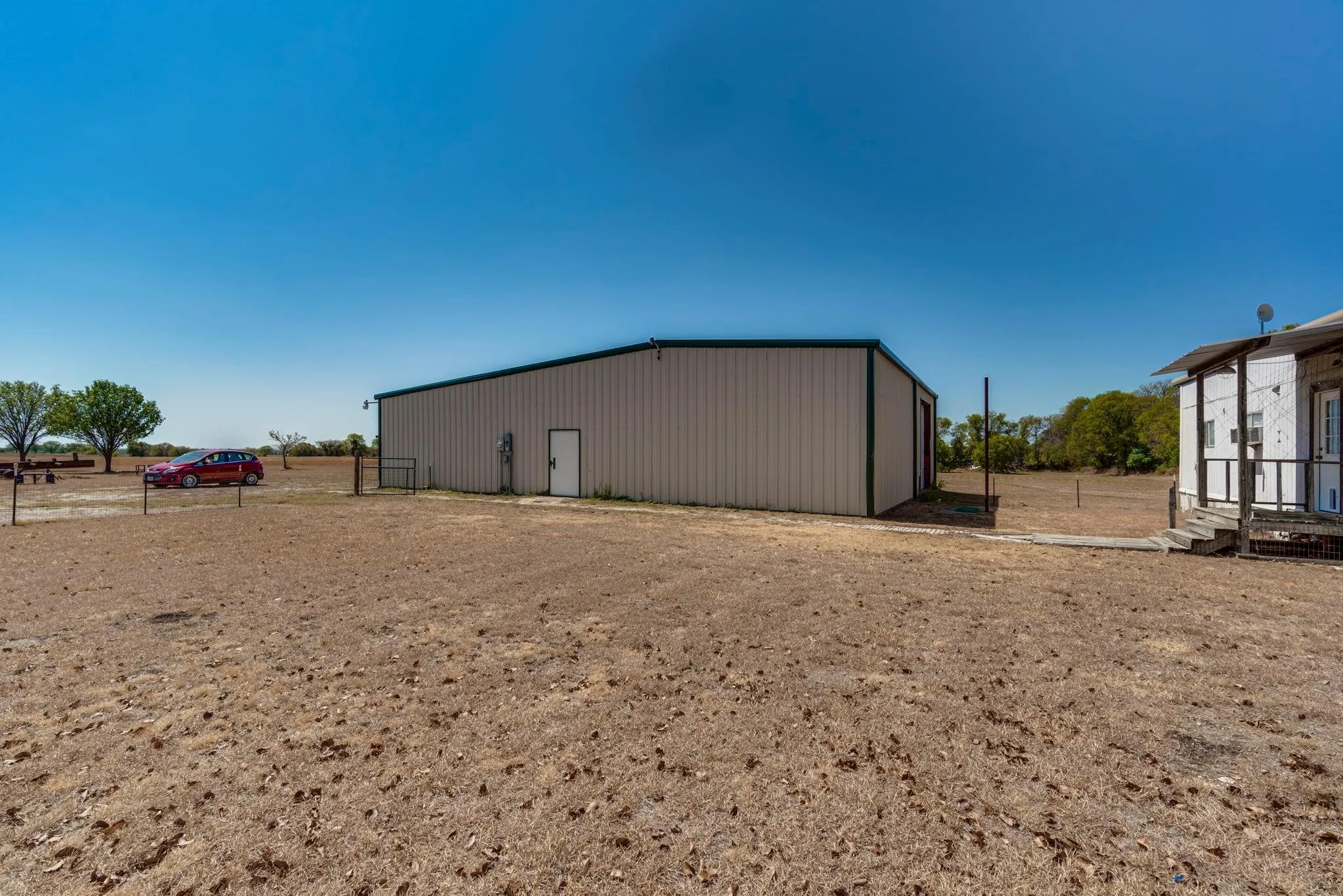 Farm For Sale in Ellis County , 4031 Greathouse Road, Waxahachie, Texas 75167, 2 Bedrooms, 1 Bathroom, Garage spaces, 920 Sqft, built in 1973, Price $964,900, mls#21176059, Real Estate Agent in Waxahachie, Homes For Sale in Ellis county, Homes For Sale in Waxahachie, Realtor in Waxahachie Texas, Real Estate Brokerage Independent Realty Texas, Luminita Cordes Realtor