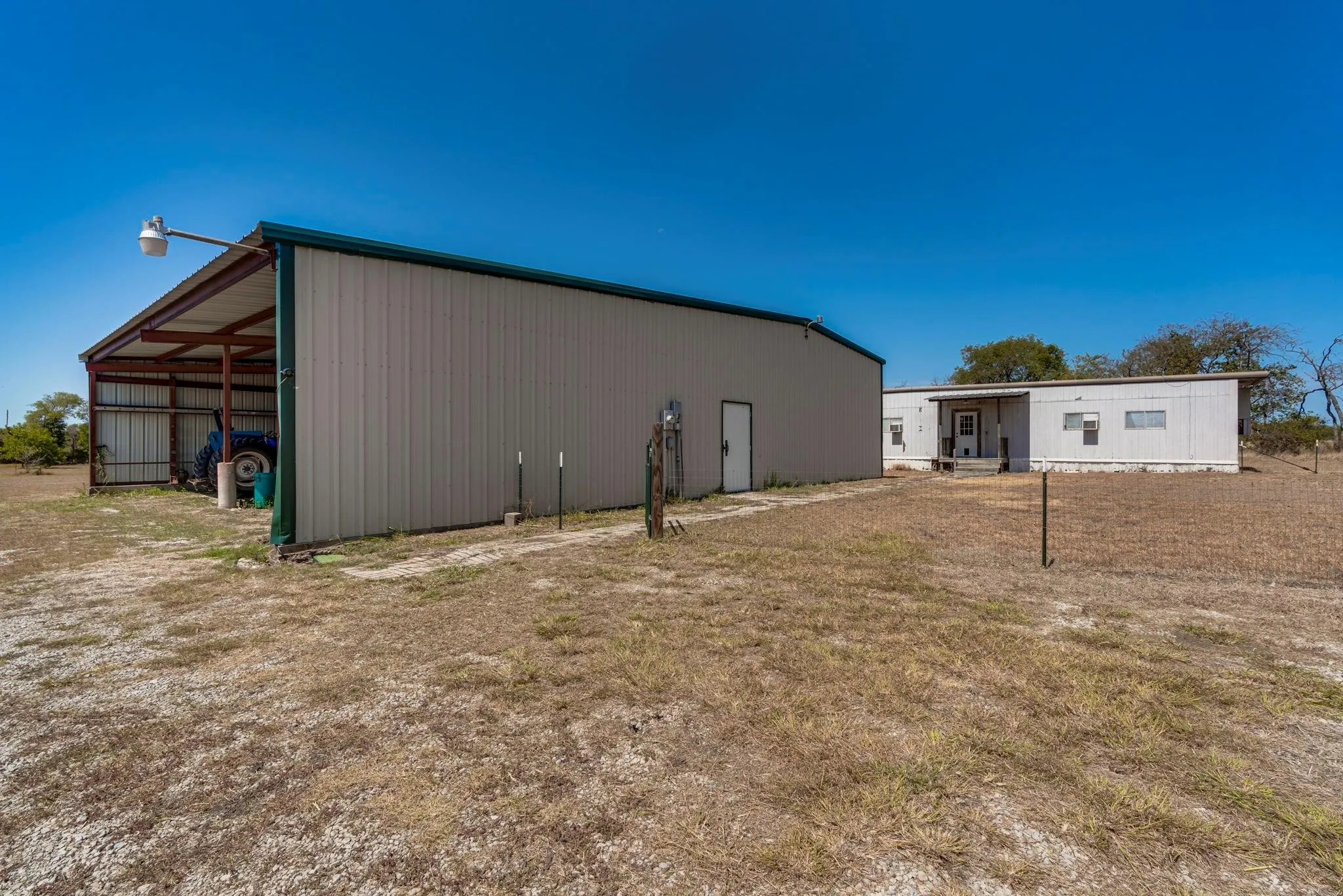 Farm For Sale in Ellis County , 4031 Greathouse Road, Waxahachie, Texas 75167, 2 Bedrooms, 1 Bathroom, Garage spaces, 920 Sqft, built in 1973, Price $964,900, mls#21176059, Real Estate Agent in Waxahachie, Homes For Sale in Ellis county, Homes For Sale in Waxahachie, Realtor in Waxahachie Texas, Real Estate Brokerage Independent Realty Texas, Luminita Cordes Realtor