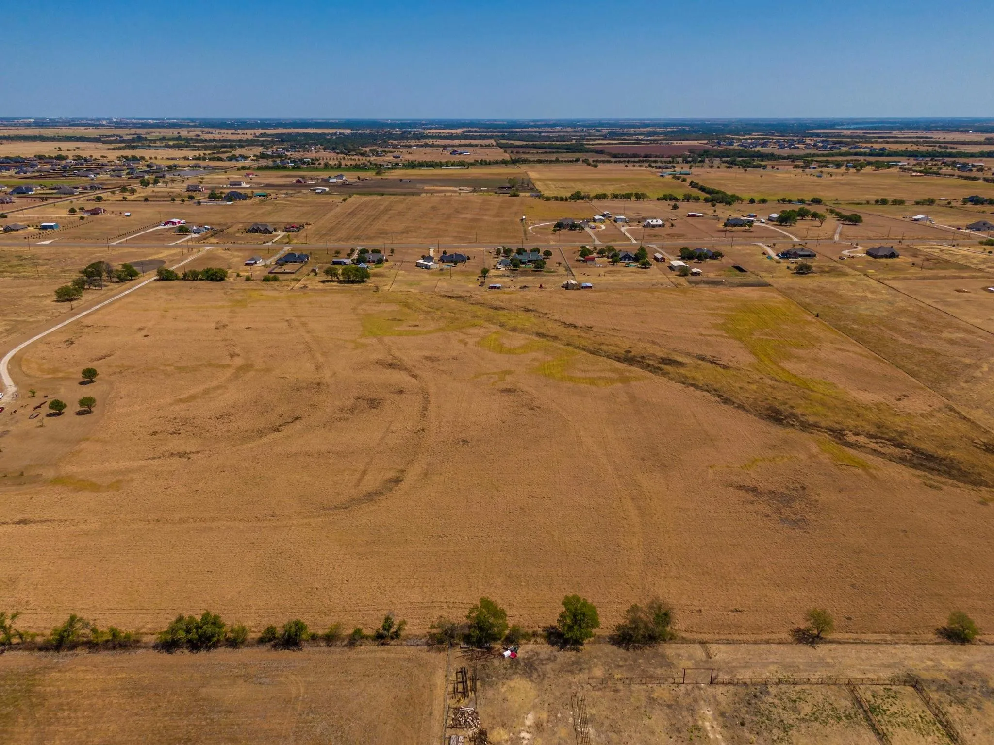 Farm For Sale in Ellis County , 4031 Greathouse Road, Waxahachie, Texas 75167, 2 Bedrooms, 1 Bathroom, Garage spaces, 920 Sqft, built in 1973, Price $964,900, mls#21176059, Real Estate Agent in Waxahachie, Homes For Sale in Ellis county, Homes For Sale in Waxahachie, Realtor in Waxahachie Texas, Real Estate Brokerage Independent Realty Texas, Luminita Cordes Realtor
