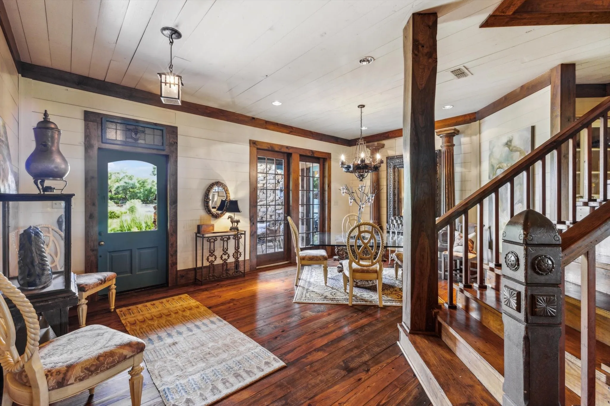 Single Family Residence For Sale in Denton County , 525 E Hickory Hill Road, Argyle, Texas 76226, 4 Bedroom, 4 Bathroom, 3 Garage spaces, 5,936 Sqft, built in 1999, Preowned, mls#21176300, Real Estate Agent in Argyle, Homes For Sale in Denton county, Homes For Sale in Argyle, Realtor in Argyle Texas, Real Estate Brokerage Independent Realty Texas, Luminita Cordes Realtor