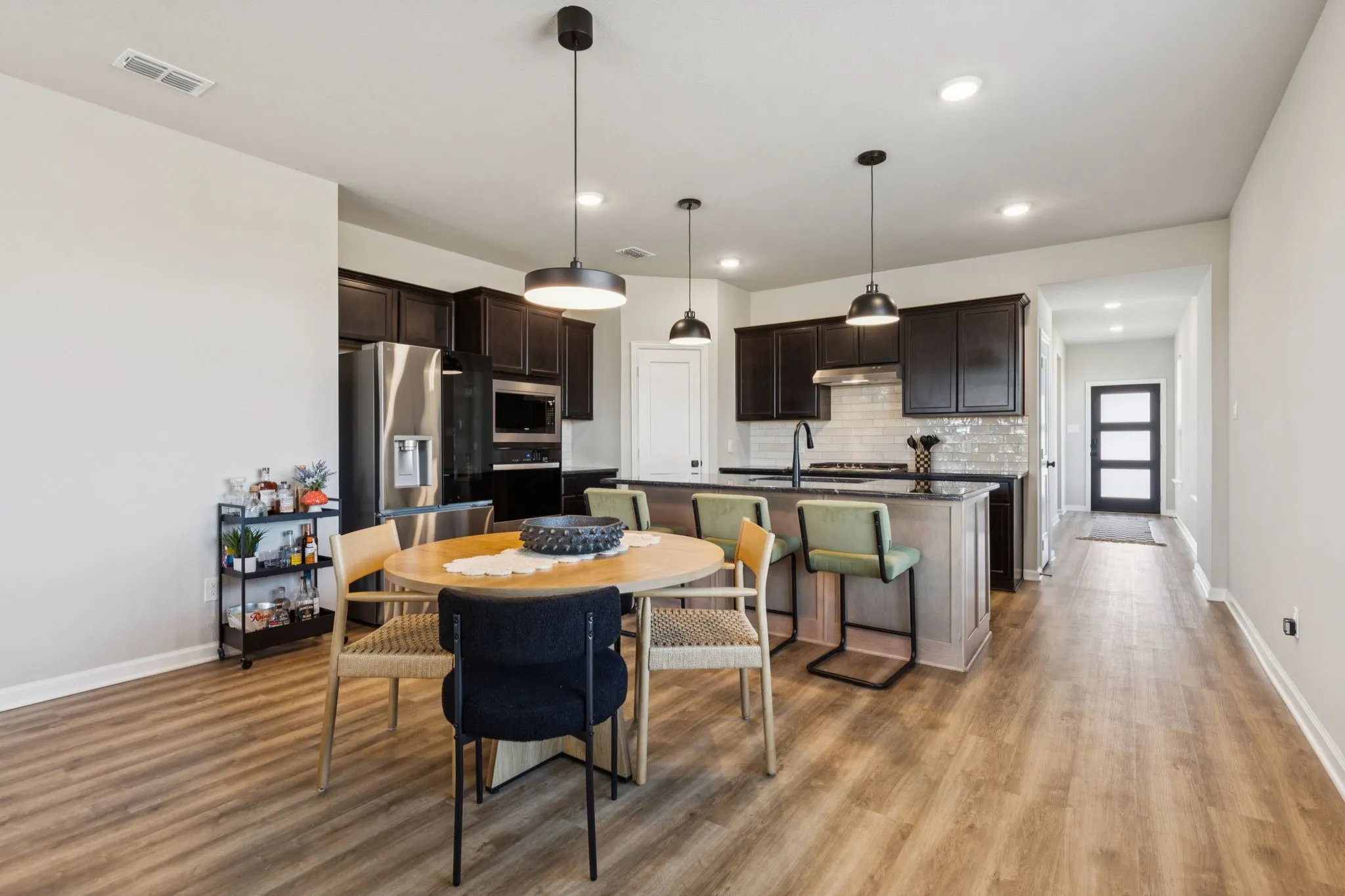 Single Family Residence For Sale in Collin County , 490 Tender Summit, Lavon, Texas 75166, 3 Bedroom, 2 Bathroom, 2 Garage spaces, 1,645 Sqft, built in 2025, Preowned, mls#21154864, Real Estate Agent in Lavon, Homes For Sale in Collin county, Homes For Sale in Lavon, Realtor in Lavon Texas, Real Estate Brokerage Independent Realty Texas, Luminita Cordes Realtor