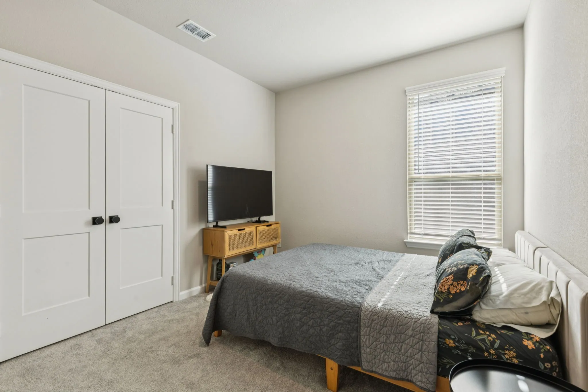 Single Family Residence For Sale in Collin County , 490 Tender Summit, Lavon, Texas 75166, 3 Bedroom, 2 Bathroom, 2 Garage spaces, 1,645 Sqft, built in 2025, Preowned, mls#21154864, Real Estate Agent in Lavon, Homes For Sale in Collin county, Homes For Sale in Lavon, Realtor in Lavon Texas, Real Estate Brokerage Independent Realty Texas, Luminita Cordes Realtor