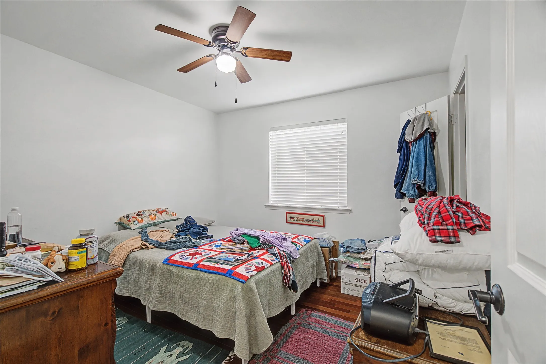 Single Family Residence For Rent in Tarrant County , 2009 Charleston Drive, Bedford, Texas 76022, 3 Bedrooms, 4 Bathrooms, 2 Garage spaces, 1,275 Sqft, built in 1966, Price $2,199, mls#21176909, Real Estate Agent in Bedford, Homes For Rent in Tarrant county, Homes For Rent in Bedford, Realtor in Bedford Texas, Real Estate Brokerage Independent Realty Texas, Luminita Cordes Realtor