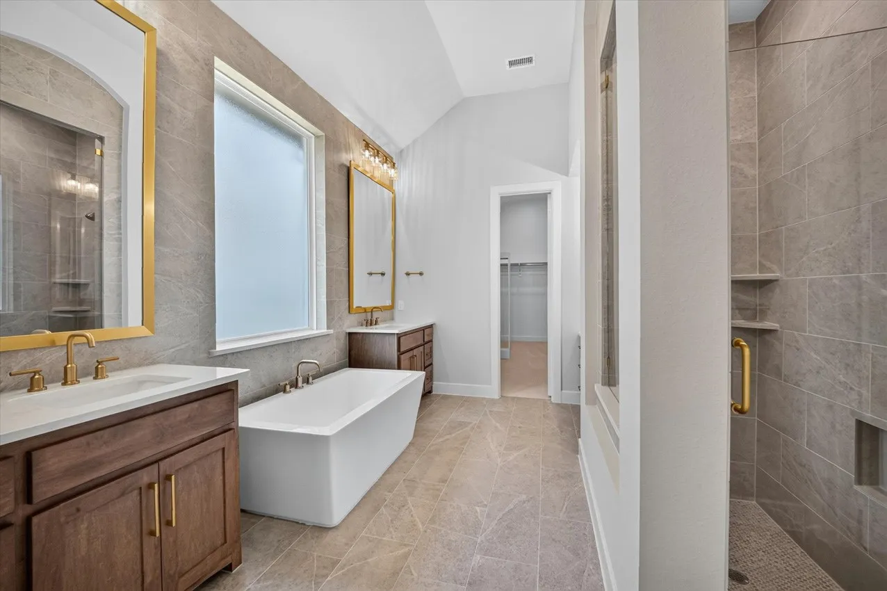 Single Family Residence For Sale in Collin County , 2612 Paddington Drive, Celina, Texas 75009, 4 Bedroom, 5 Bathroom, 3 Garage spaces, 3,700 Sqft, built in 2026, New Construction - Incomplete, mls#21176477, Real Estate Agent in Celina, Homes For Sale in Collin county, Homes For Sale in Celina, Realtor in Celina Texas, Real Estate Brokerage Independent Realty Texas, Luminita Cordes Realtor