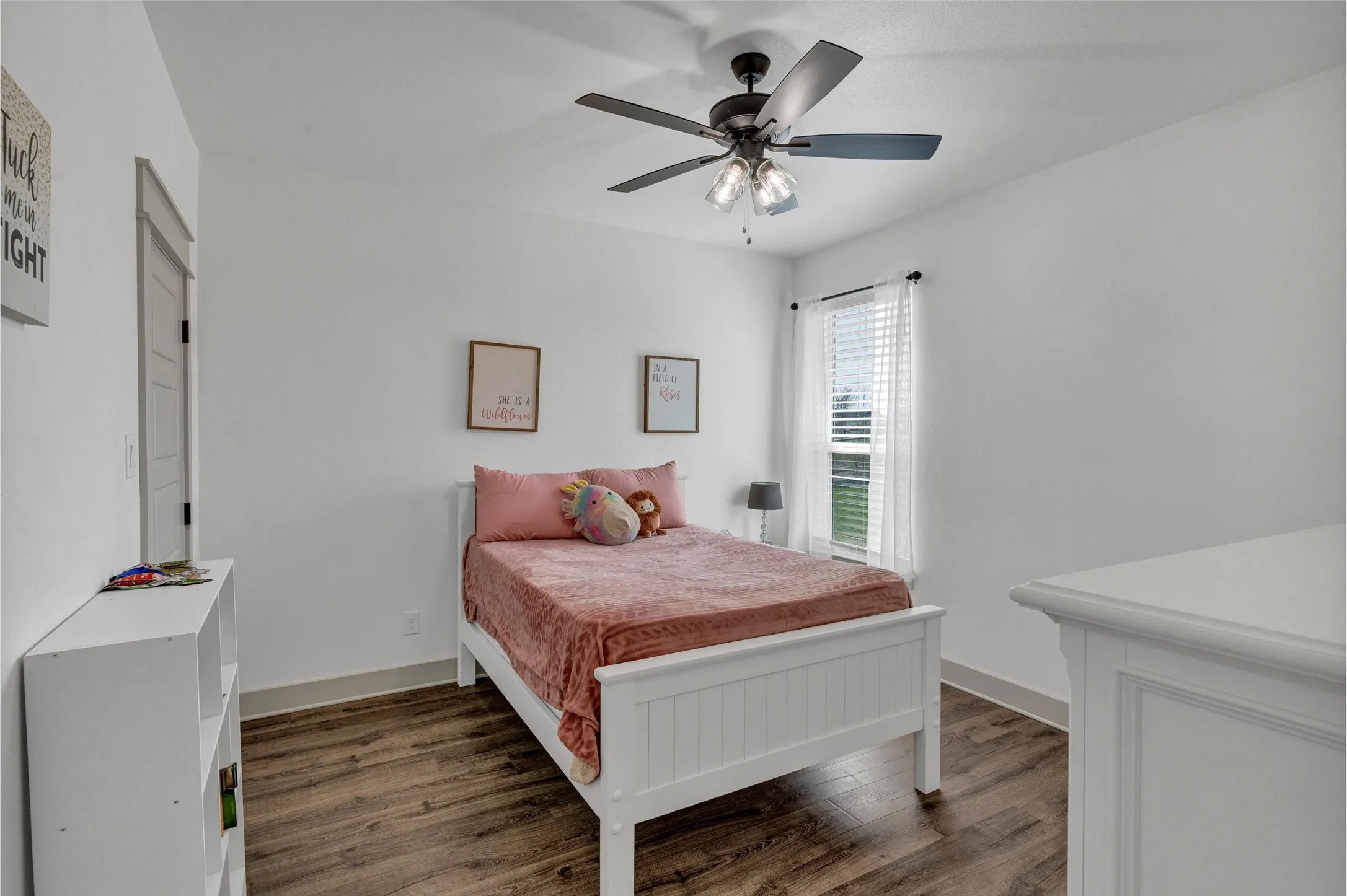 Single Family Residence For Sale in Parker County , 2037 Pinnell Prairie, Weatherford, Texas 76088, 4 Bedroom, 3 Bathroom, 3 Garage spaces, 2,532 Sqft, built in 2021, mls#21154863, Real Estate Agent in Weatherford, Homes For Sale in Parker county, Homes For Sale in Weatherford, Realtor in Weatherford Texas, Real Estate Brokerage Independent Realty Texas, Luminita Cordes Realtor