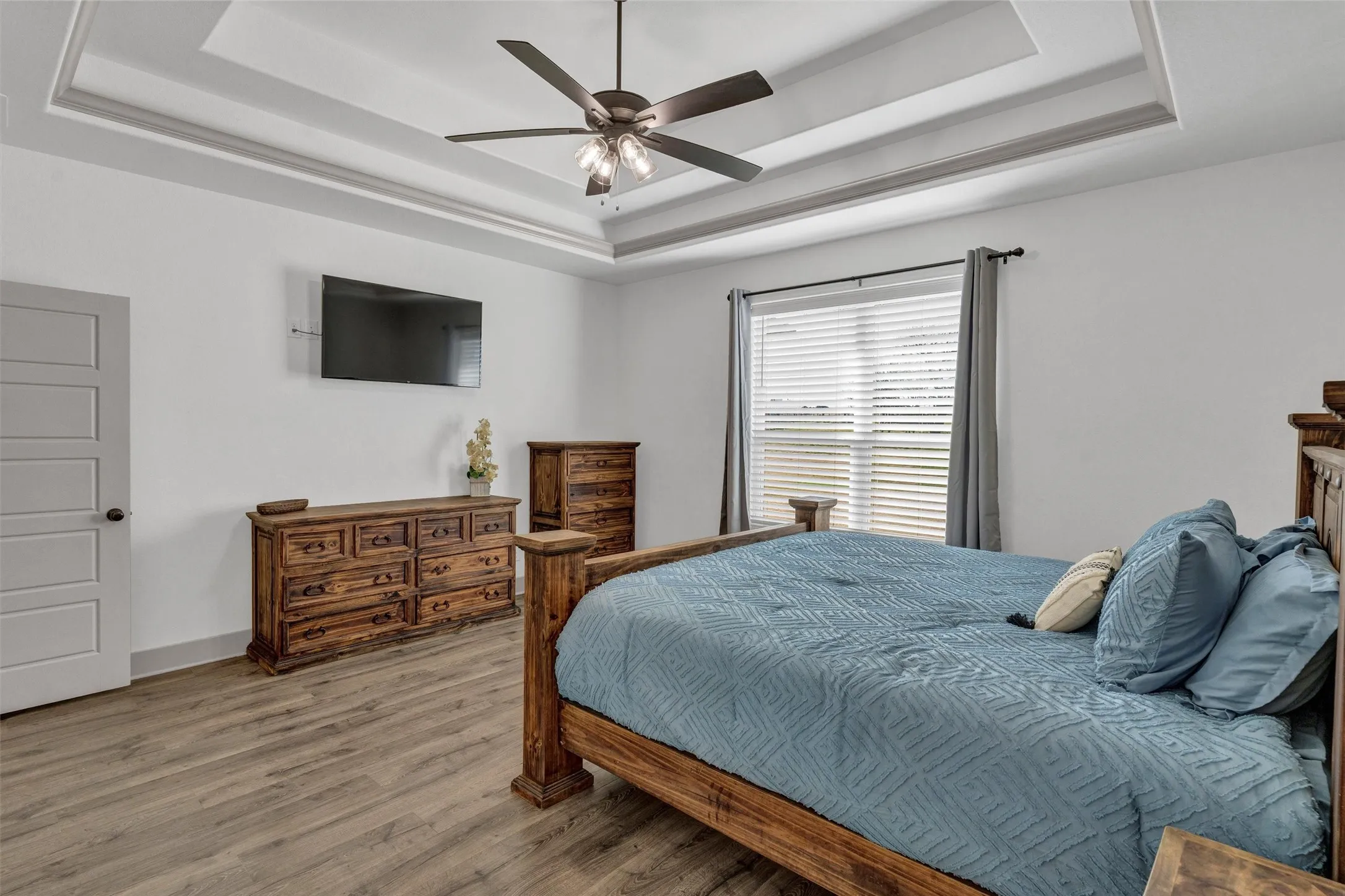 Single Family Residence For Sale in Parker County , 2037 Pinnell Prairie, Weatherford, Texas 76088, 4 Bedroom, 3 Bathroom, 3 Garage spaces, 2,532 Sqft, built in 2021, mls#21154863, Real Estate Agent in Weatherford, Homes For Sale in Parker county, Homes For Sale in Weatherford, Realtor in Weatherford Texas, Real Estate Brokerage Independent Realty Texas, Luminita Cordes Realtor