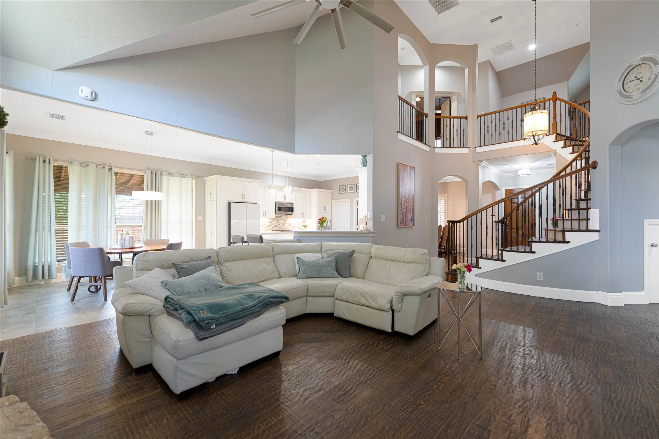 Single Family Residence For Sale in Collin County , 523 Buffalo Bend Court, Murphy, Texas 75094, 4 Bedroom, 4 Bathroom, 3 Garage spaces, 3,658 Sqft, built in 2004, mls#21176990, Real Estate Agent in Murphy, Homes For Sale in Collin county, Homes For Sale in Murphy, Realtor in Murphy Texas, Real Estate Brokerage Independent Realty Texas, Luminita Cordes Realtor