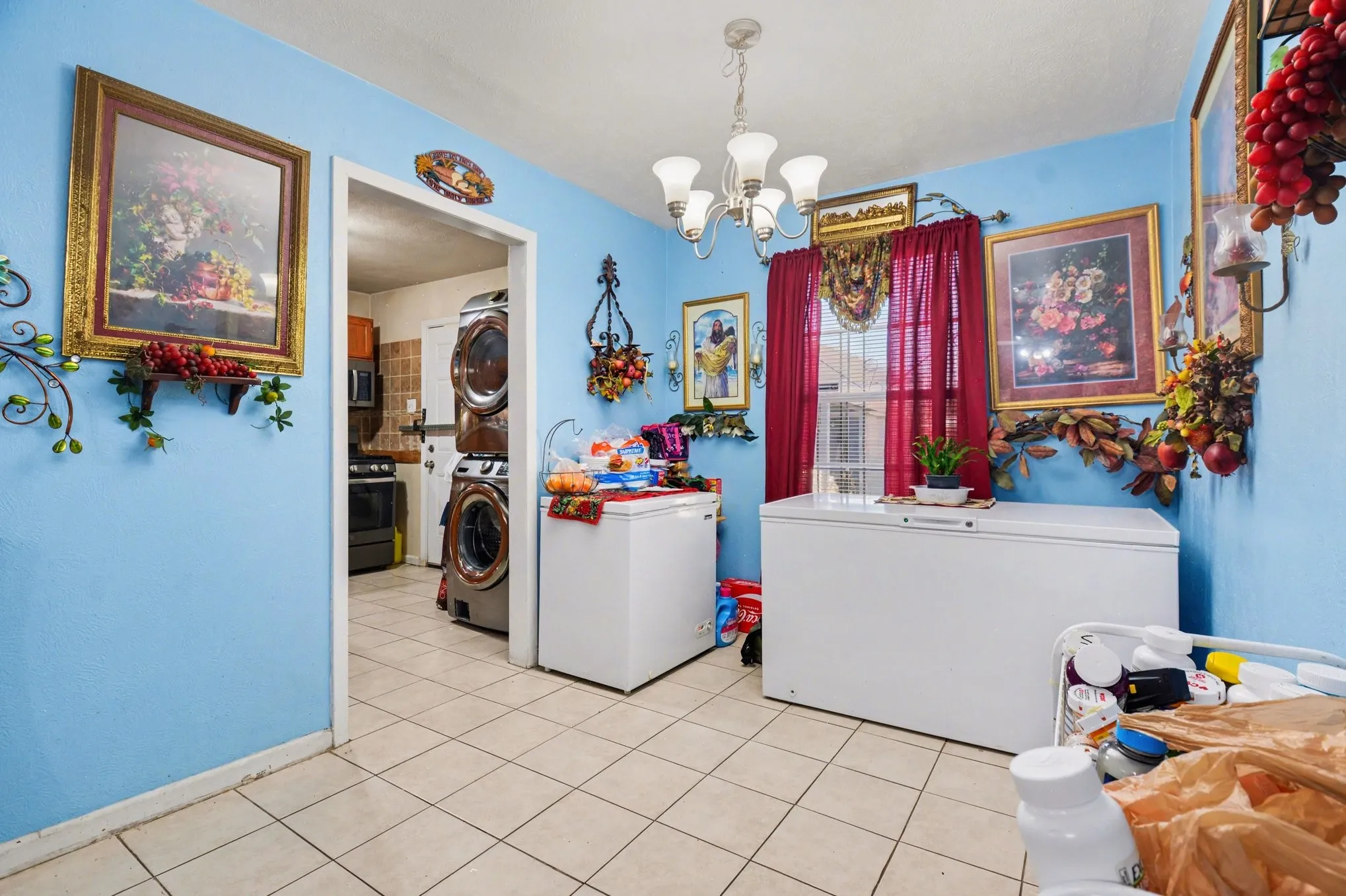 Single Family Residence For Sale in Dallas County , 1615 Barlow Avenue, Dallas, Texas 75224, 2 Bedroom, 2 Bathroom, Garage spaces, 1,058 Sqft, built in 1948, Preowned, Price $244,999, mls#21177033, Real Estate Agent in Dallas, Homes For Sale in Dallas county, Homes For Sale in Dallas, Realtor in Dallas Texas, Real Estate Brokerage Independent Realty Texas, Luminita Cordes Realtor