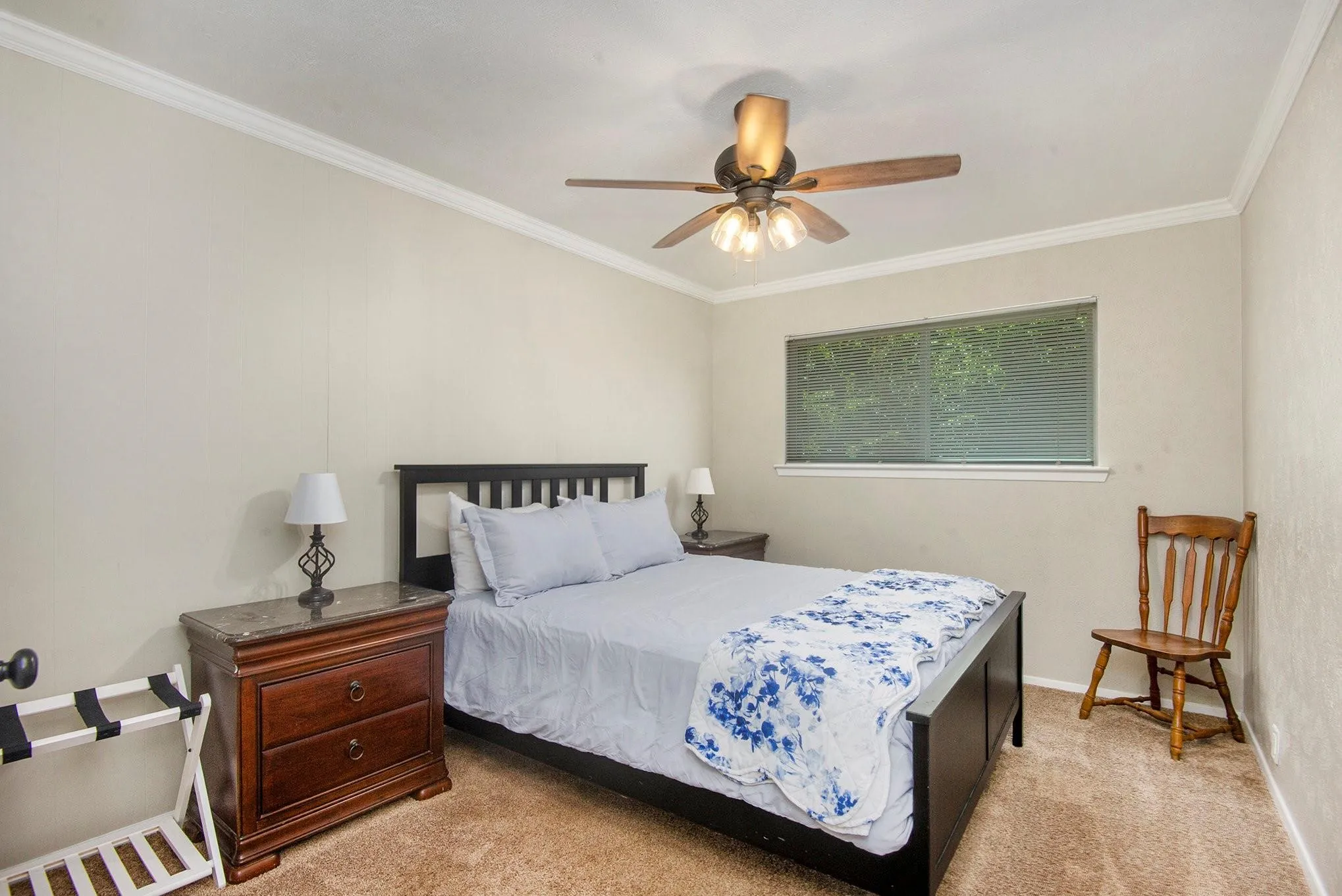 Single Family Residence For Sale in Hood County , 4307 Acoma Court, Granbury, Texas 76048, 3 Bedroom, 2 Bathroom, Garage spaces, 1,914 Sqft, built in 1974, mls#21177055, Real Estate Agent in Granbury, Homes For Sale in Hood county, Homes For Sale in Granbury, Realtor in Granbury Texas, Real Estate Brokerage Independent Realty Texas, Luminita Cordes Realtor
