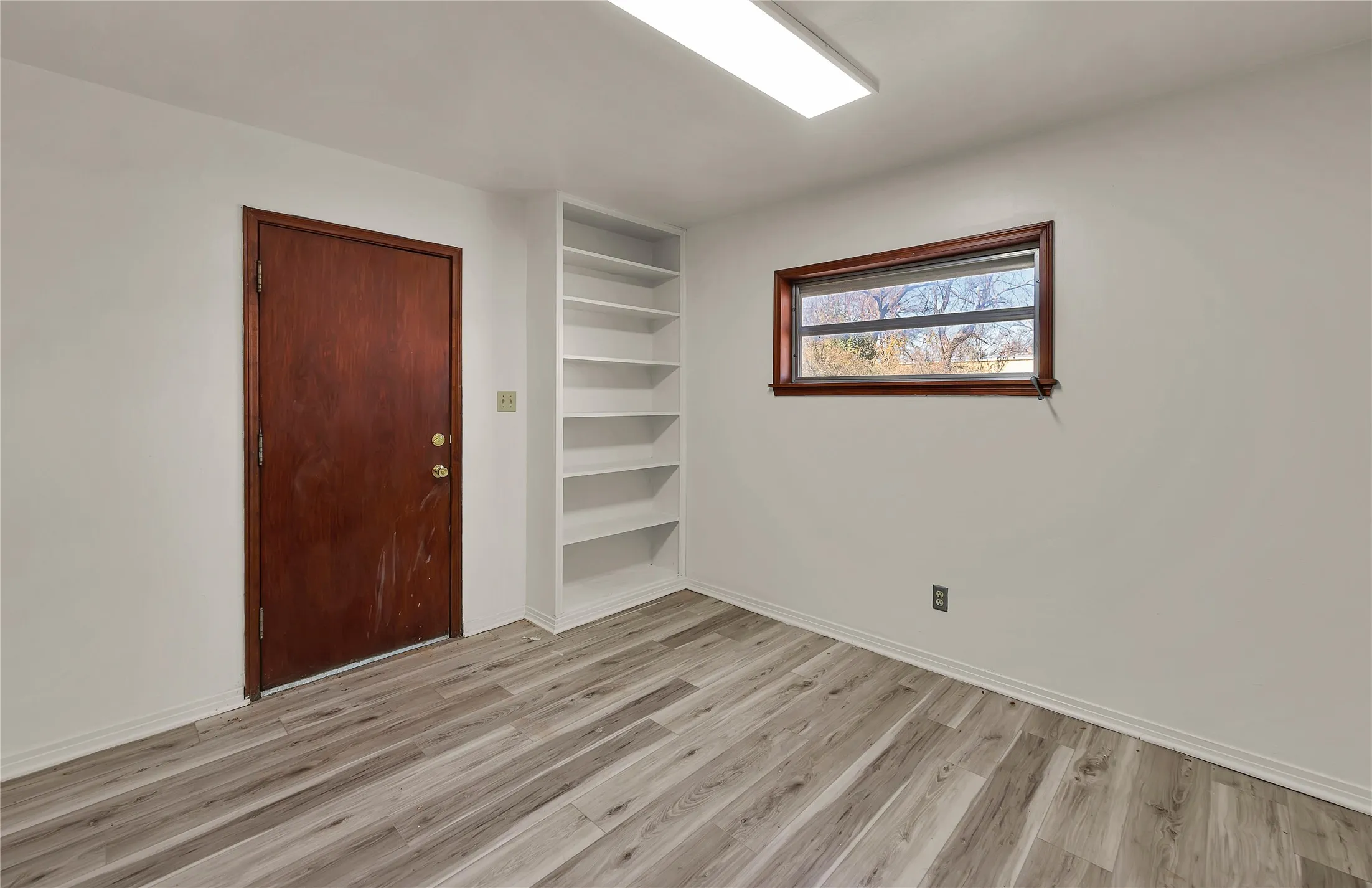 Office For Sale in Bosque County , 202 N Avenue G, Clifton, Texas 76634, 0, 0, Garage spaces, 0 Sqft, built in 1970, Preowned, mls#21176514, Real Estate Agent in Clifton, Homes For Sale in Bosque county, Homes For Sale in Clifton, Realtor in Clifton Texas, Real Estate Brokerage Independent Realty Texas, Luminita Cordes Realtor