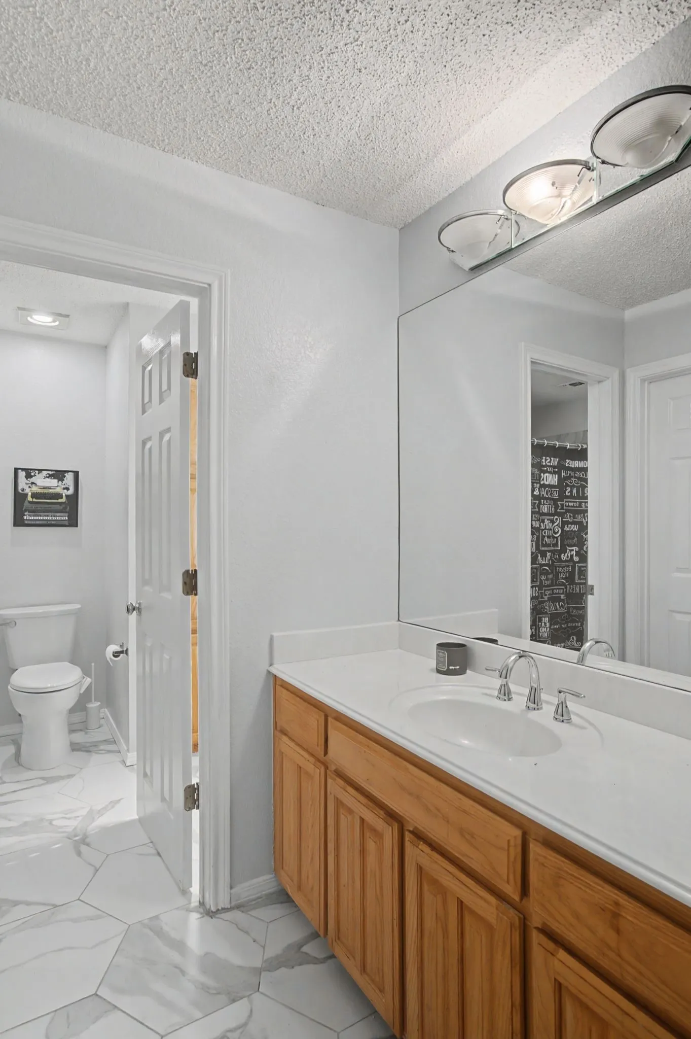 Single Family Residence For Sale in Tarrant County , 6400 Briercliff Court, Fort Worth, Texas 76132, 4 Bedroom, 3 Bathroom, 2 Garage spaces, 4,280 Sqft, built in 2000, Preowned, mls#21174396, Real Estate Agent in Fort Worth, Homes For Sale in Tarrant county, Homes For Sale in Fort Worth, Realtor in Fort Worth Texas, Real Estate Brokerage Independent Realty Texas, Luminita Cordes Realtor