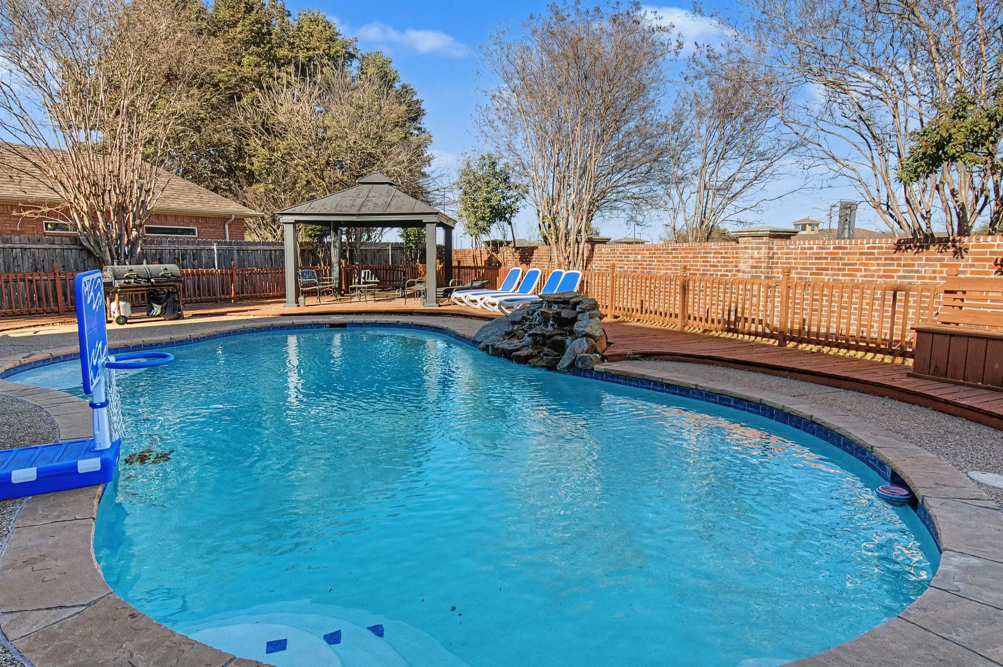 Single Family Residence For Sale in Tarrant County , 6400 Briercliff Court, Fort Worth, Texas 76132, 4 Bedroom, 3 Bathroom, 2 Garage spaces, 4,280 Sqft, built in 2000, Preowned, mls#21174396, Real Estate Agent in Fort Worth, Homes For Sale in Tarrant county, Homes For Sale in Fort Worth, Realtor in Fort Worth Texas, Real Estate Brokerage Independent Realty Texas, Luminita Cordes Realtor