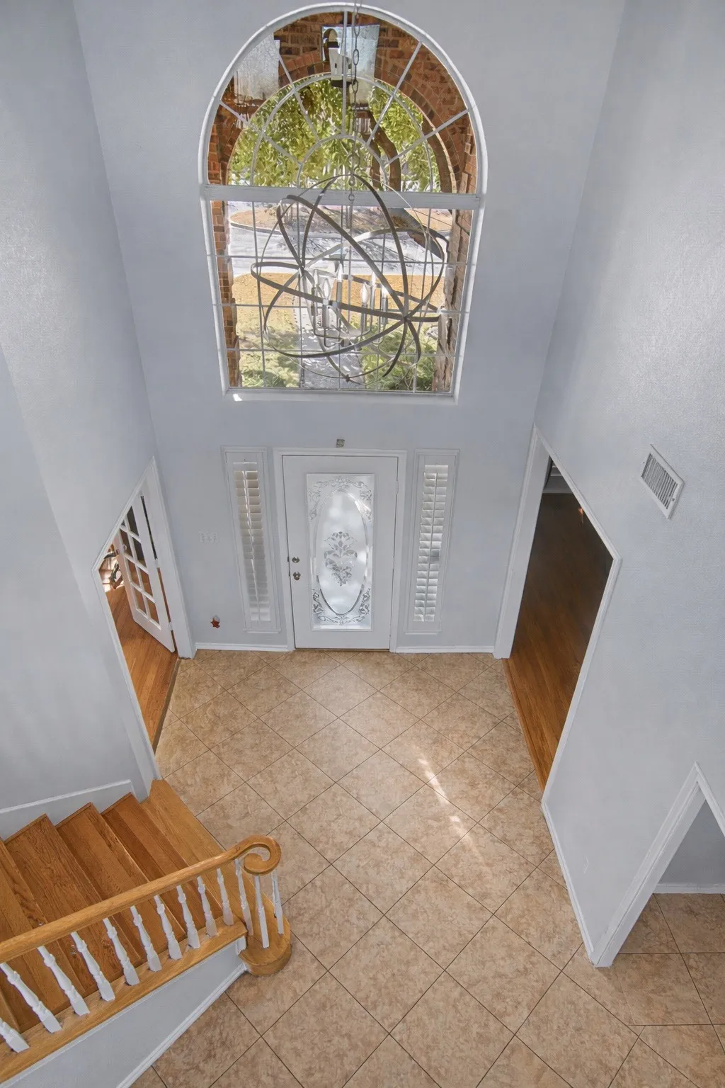 Single Family Residence For Sale in Tarrant County , 6400 Briercliff Court, Fort Worth, Texas 76132, 4 Bedroom, 3 Bathroom, 2 Garage spaces, 4,280 Sqft, built in 2000, Preowned, mls#21174396, Real Estate Agent in Fort Worth, Homes For Sale in Tarrant county, Homes For Sale in Fort Worth, Realtor in Fort Worth Texas, Real Estate Brokerage Independent Realty Texas, Luminita Cordes Realtor