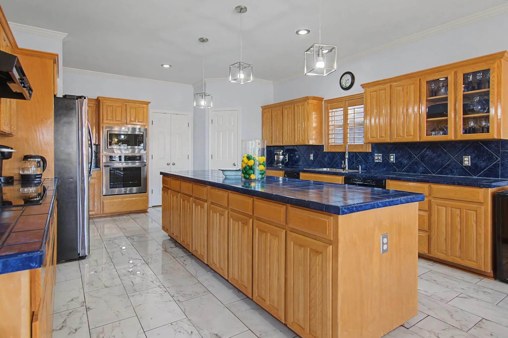 Single Family Residence For Sale in Tarrant County , 6400 Briercliff Court, Fort Worth, Texas 76132, 4 Bedroom, 3 Bathroom, 2 Garage spaces, 4,280 Sqft, built in 2000, Preowned, mls#21174396, Real Estate Agent in Fort Worth, Homes For Sale in Tarrant county, Homes For Sale in Fort Worth, Realtor in Fort Worth Texas, Real Estate Brokerage Independent Realty Texas, Luminita Cordes Realtor