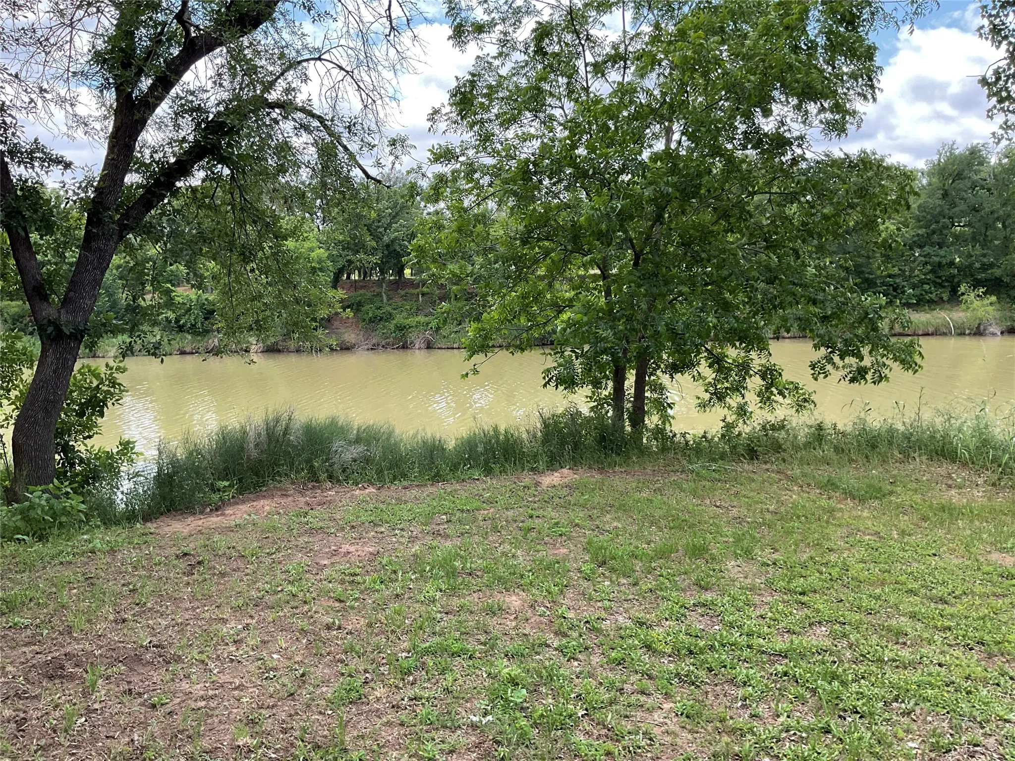 Unimproved Land For Sale in Parker County , TBD Chavez Trail, Weatherford, Texas 76087, 0, 0, Garage spaces, 0 Sqft, built in 0, Price $60,000, mls#21177182, Real Estate Agent in Weatherford, Homes For Sale in Parker county, Homes For Sale in Weatherford, Realtor in Weatherford Texas, Real Estate Brokerage Independent Realty Texas, Luminita Cordes Realtor