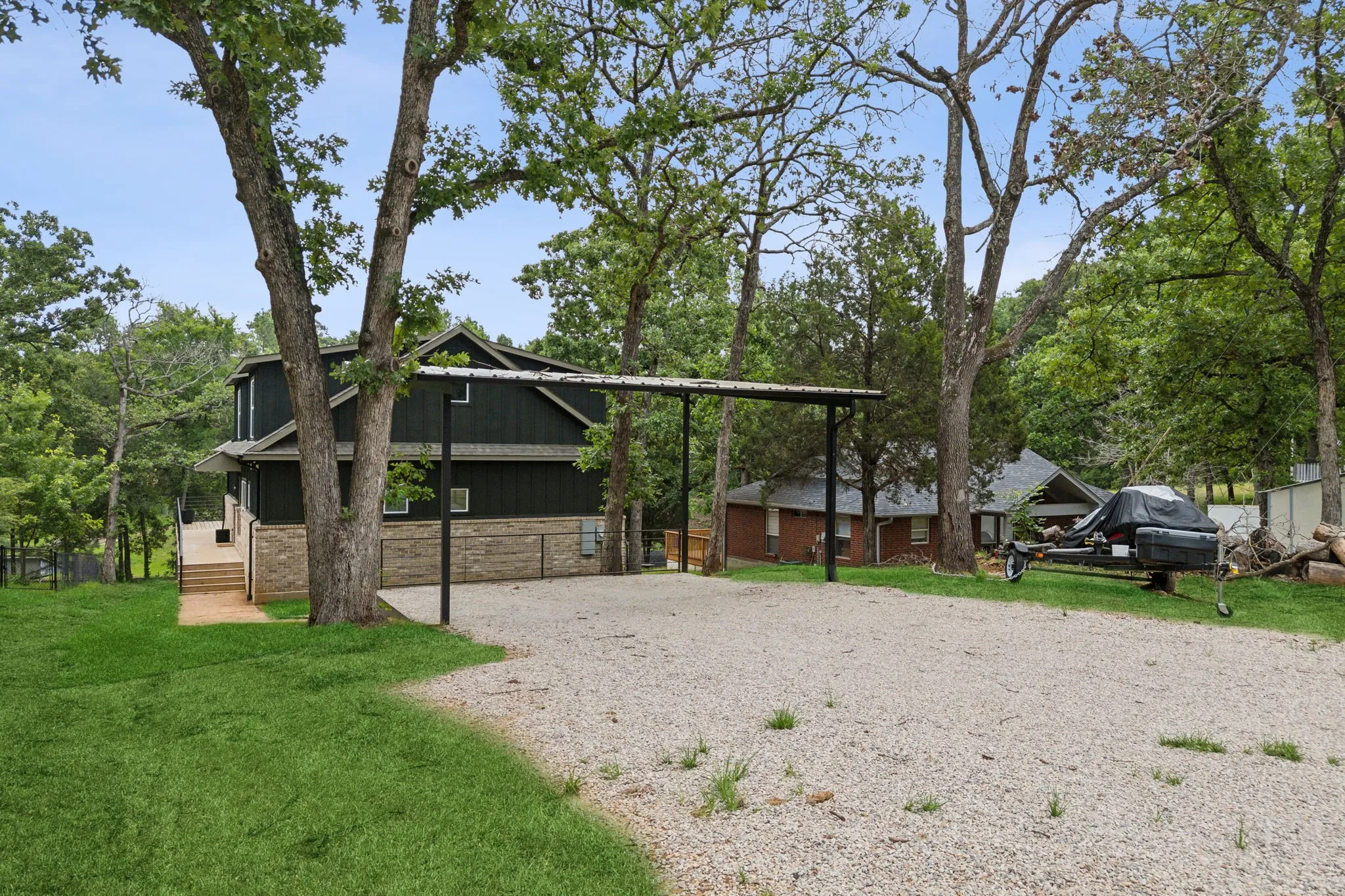 Single Family Residence For Sale in Henderson County , 5336 Point La Vista Road, Malakoff, Texas 75148, 4 Bedroom, 4 Bathroom, Garage spaces, 2,568 Sqft, built in 2024, Price $799,000, mls#21177256, Real Estate Agent in Malakoff, Homes For Sale in Henderson county, Homes For Sale in Malakoff, Realtor in Malakoff Texas, Real Estate Brokerage Independent Realty Texas, Luminita Cordes Realtor