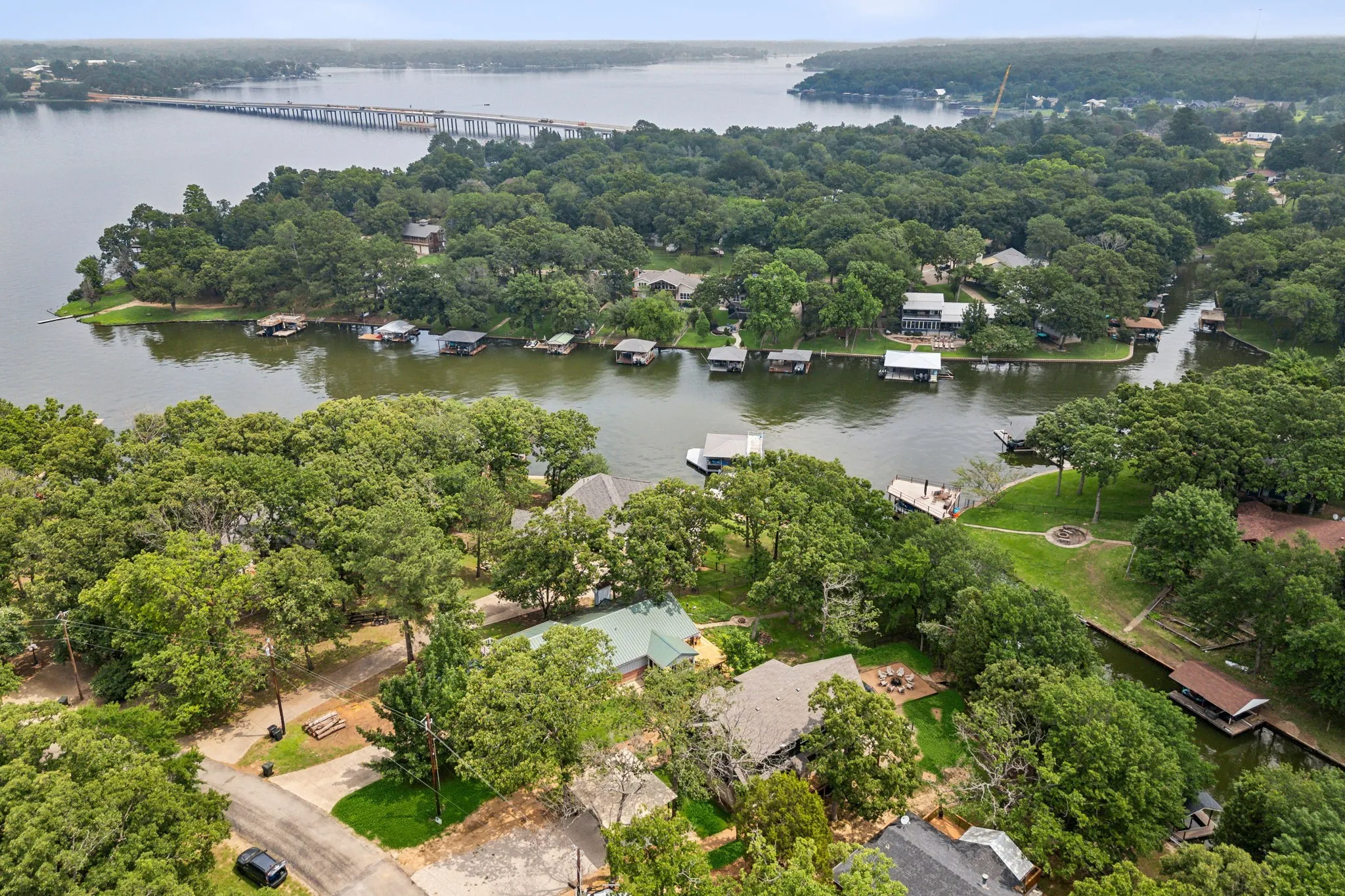 Single Family Residence For Sale in Henderson County , 5336 Point La Vista Road, Malakoff, Texas 75148, 4 Bedroom, 4 Bathroom, Garage spaces, 2,568 Sqft, built in 2024, Price $799,000, mls#21177256, Real Estate Agent in Malakoff, Homes For Sale in Henderson county, Homes For Sale in Malakoff, Realtor in Malakoff Texas, Real Estate Brokerage Independent Realty Texas, Luminita Cordes Realtor