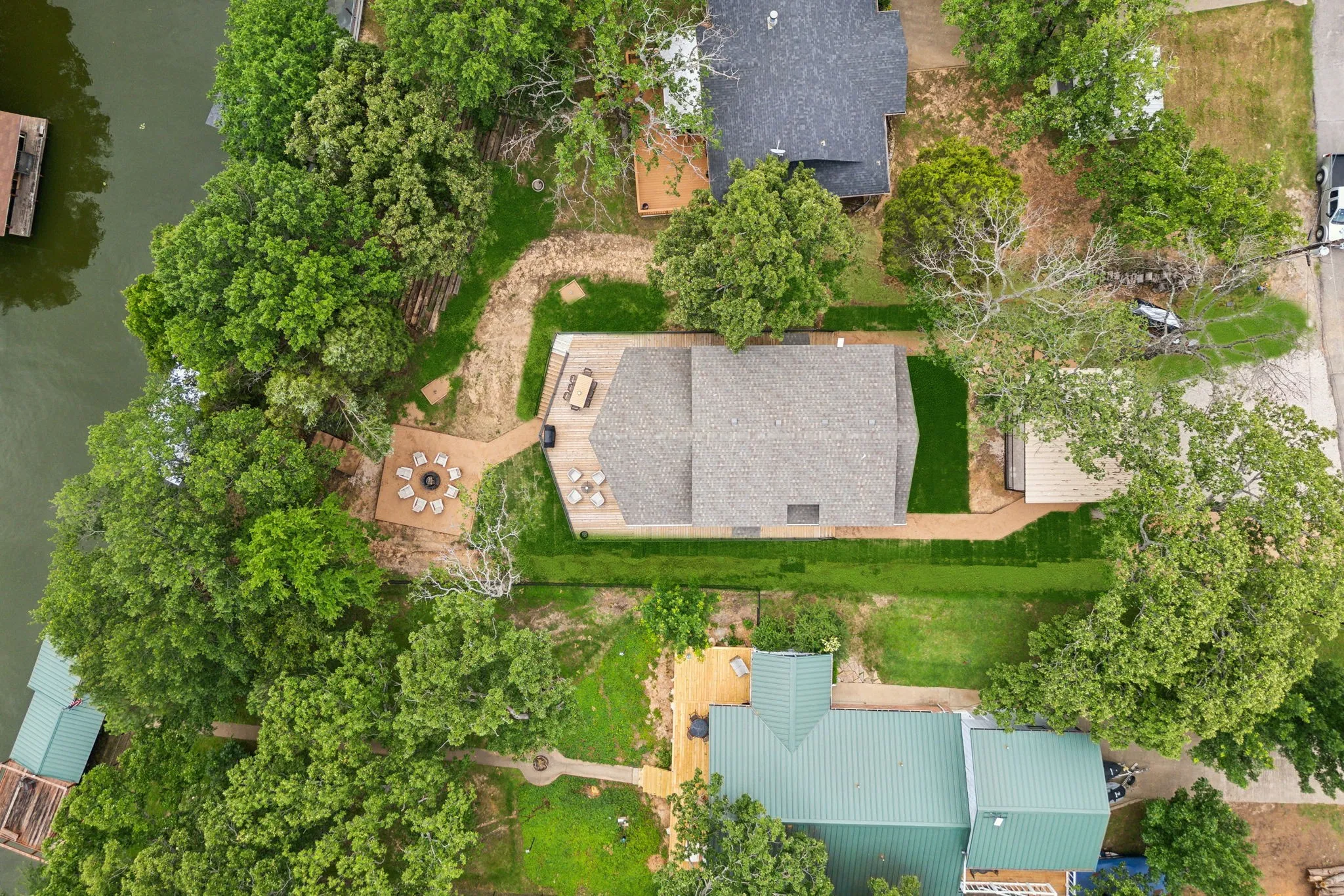 Single Family Residence For Sale in Henderson County , 5336 Point La Vista Road, Malakoff, Texas 75148, 4 Bedroom, 4 Bathroom, Garage spaces, 2,568 Sqft, built in 2024, Price $799,000, mls#21177256, Real Estate Agent in Malakoff, Homes For Sale in Henderson county, Homes For Sale in Malakoff, Realtor in Malakoff Texas, Real Estate Brokerage Independent Realty Texas, Luminita Cordes Realtor