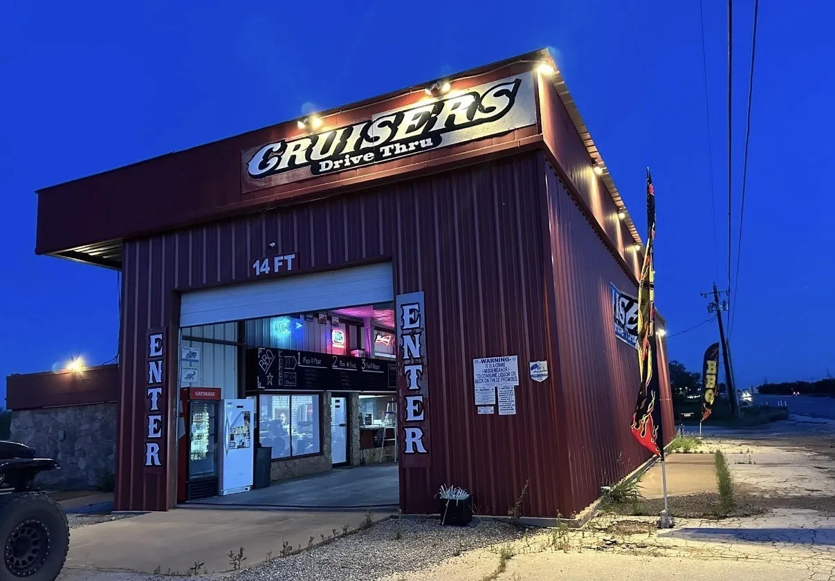 Retail For Sale in Jones County , 2132 US Highway 277 S, Anson, Texas 79501, 0, 0, Garage spaces, 0 Sqft, built in 1945, Preowned, Price $165,000, mls#21177264, Real Estate Agent in Anson, Homes For Sale in Jones county, Homes For Sale in Anson, Realtor in Anson Texas, Real Estate Brokerage Independent Realty Texas, Luminita Cordes Realtor