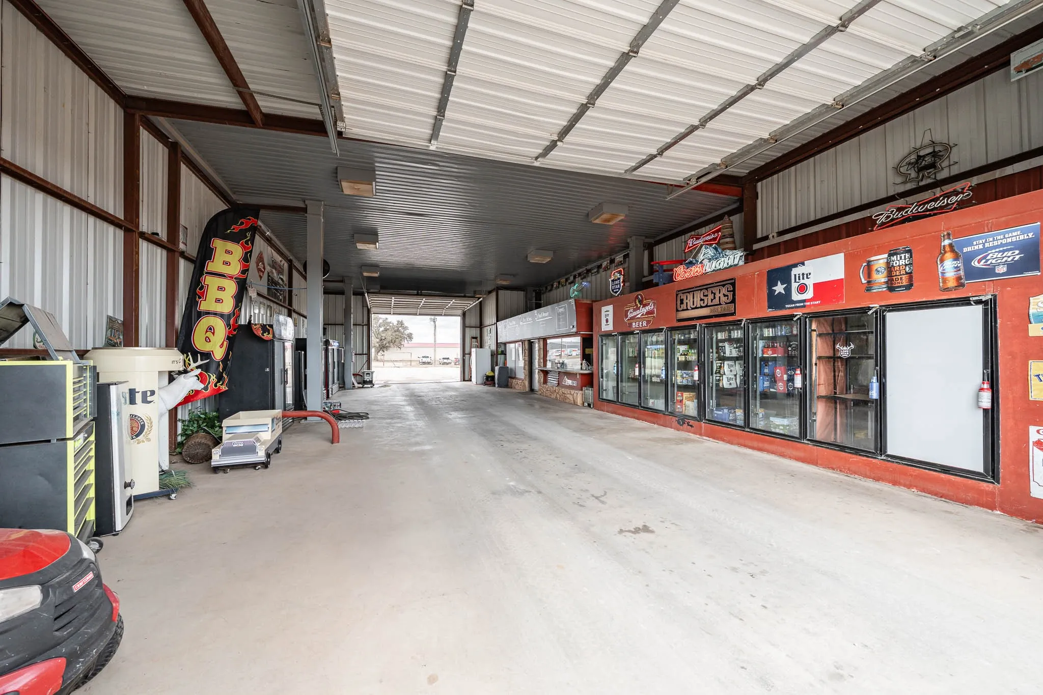 Retail For Sale in Jones County , 2132 US Highway 277 S, Anson, Texas 79501, 0, 0, Garage spaces, 0 Sqft, built in 1945, Preowned, Price $165,000, mls#21177264, Real Estate Agent in Anson, Homes For Sale in Jones county, Homes For Sale in Anson, Realtor in Anson Texas, Real Estate Brokerage Independent Realty Texas, Luminita Cordes Realtor