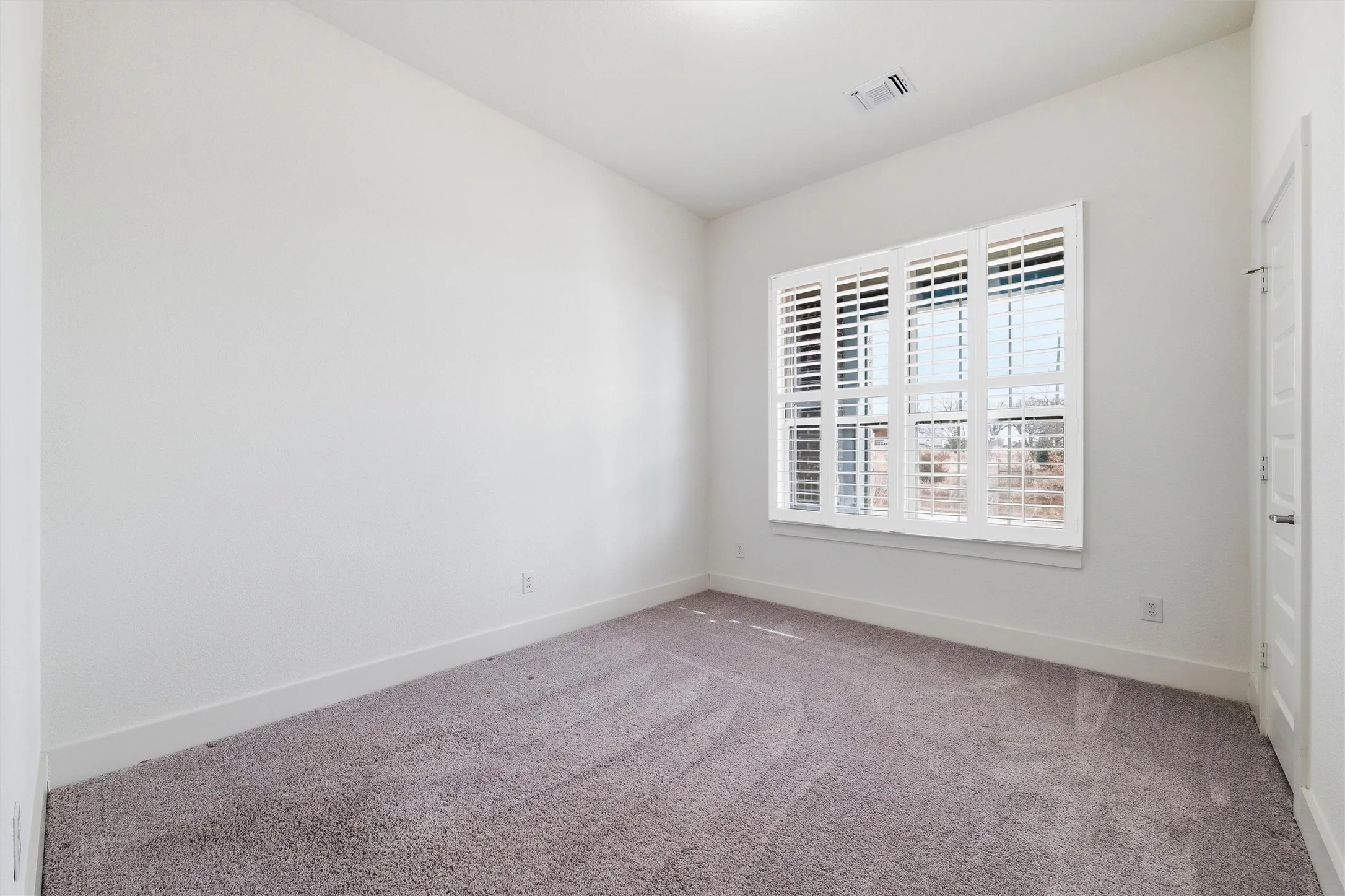 Single Family Residence For Sale in Wise County , 219 County Road 4690, Boyd, Texas 76023, 4 Bedroom, 3 Bathroom, 2 Garage spaces, 2,180 Sqft, built in 2024, Preowned, mls#21175759, Real Estate Agent in Boyd, Homes For Sale in Wise county, Homes For Sale in Boyd, Realtor in Boyd Texas, Real Estate Brokerage Independent Realty Texas, Luminita Cordes Realtor