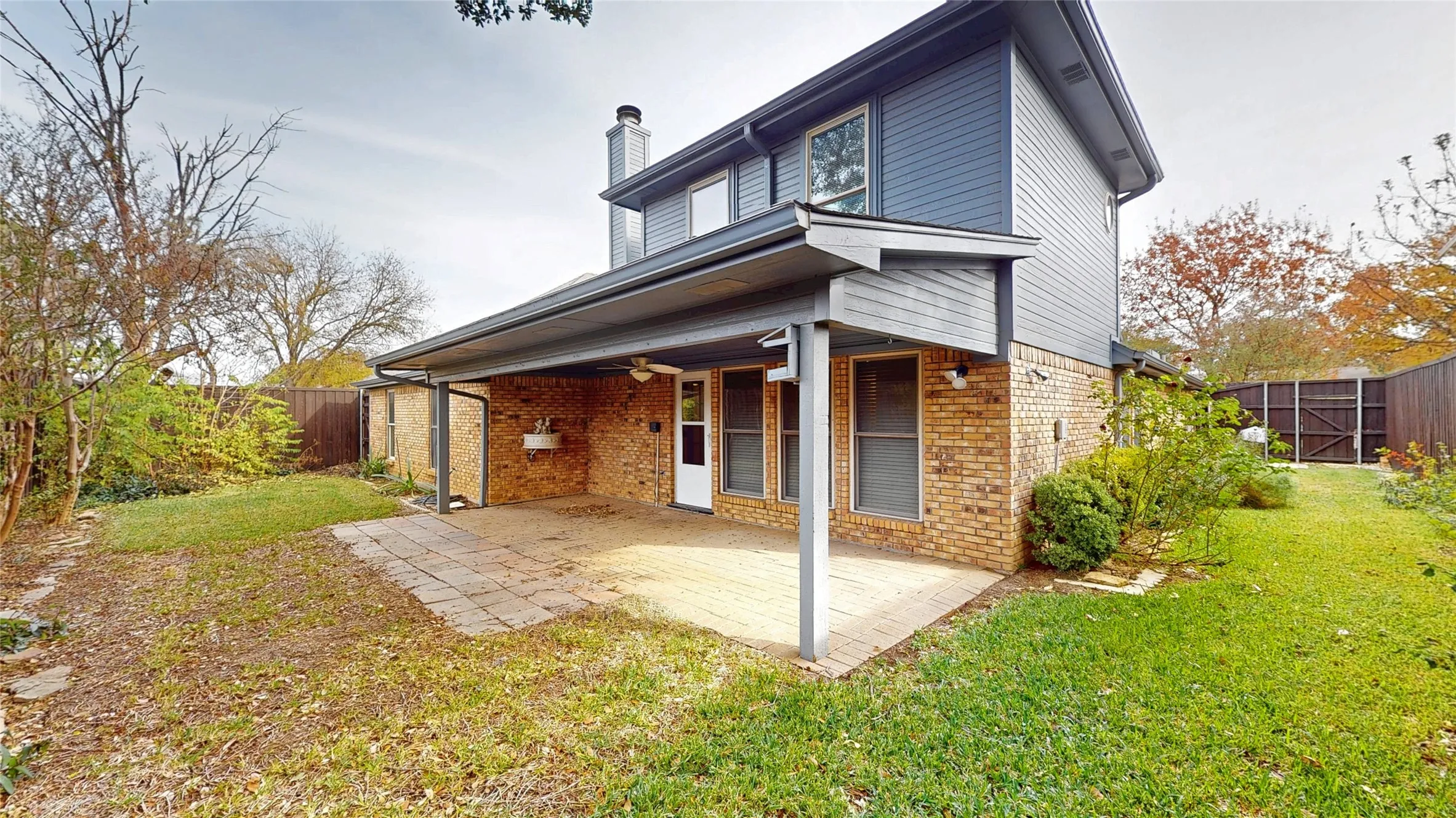 Single Family Residence For Rent in Tarrant County , 3713 Teal Lane, Bedford, Texas 76021, 4 Bedroom, 4 Bathroom, 2 Garage spaces, 2,666 Sqft, built in 1987, Preowned, mls#21177334, Real Estate Agent in Bedford, Homes For Rent in Tarrant county, Homes For Rent in Bedford, Realtor in Bedford Texas, Real Estate Brokerage Independent Realty Texas, Luminita Cordes Realtor