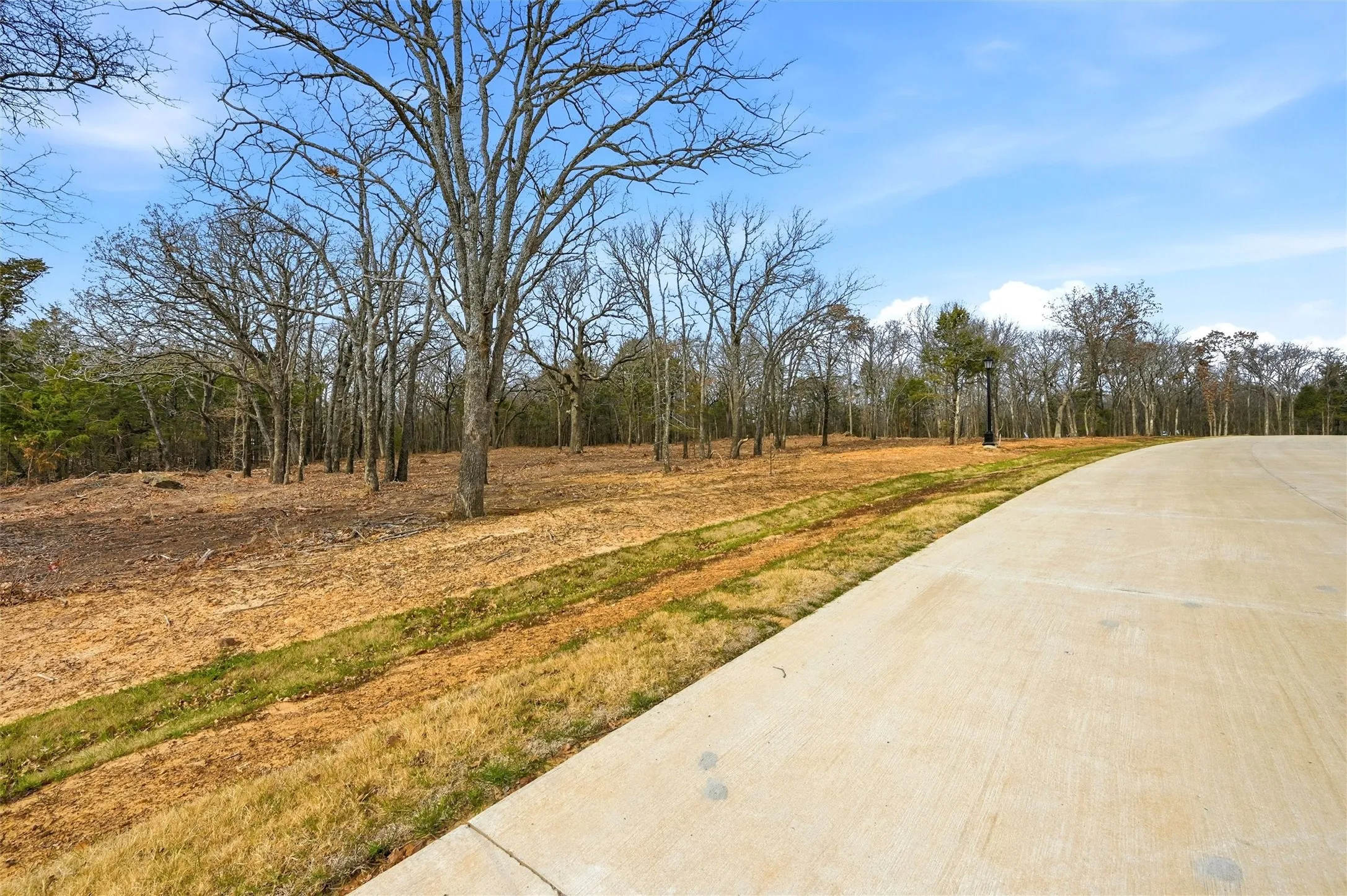 Improved Land For Sale in Grayson County , LOT 27 White Tail Way, Pottsboro, Texas 75076, 0, 0, Garage spaces, 0 Sqft, built in 0, Price $199,000, mls#21176847, Real Estate Agent in Pottsboro, Homes For Sale in Grayson county, Homes For Sale in Pottsboro, Realtor in Pottsboro Texas, Real Estate Brokerage Independent Realty Texas, Luminita Cordes Realtor