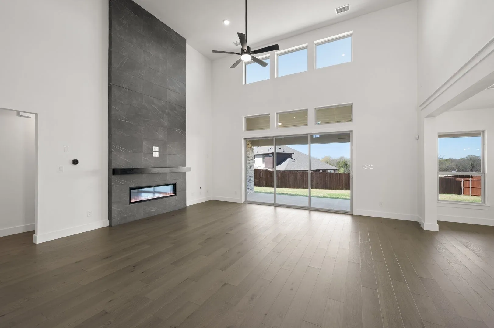 Single Family Residence For Sale in Ellis County , 1813 Briarwood Way, Midlothian, Texas 76065, 5 Bedroom, 4 Bathroom, 3 Garage spaces, 3,380 Sqft, built in 2025, New Construction - Complete, mls#21177475, Real Estate Agent in Midlothian, Homes For Sale in Ellis county, Homes For Sale in Midlothian, Realtor in Midlothian Texas, Real Estate Brokerage Independent Realty Texas, Luminita Cordes Realtor