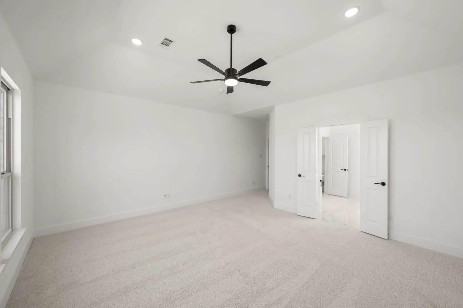 Single Family Residence For Sale in Ellis County , 1813 Briarwood Way, Midlothian, Texas 76065, 5 Bedroom, 4 Bathroom, 3 Garage spaces, 3,380 Sqft, built in 2025, New Construction - Complete, mls#21177475, Real Estate Agent in Midlothian, Homes For Sale in Ellis county, Homes For Sale in Midlothian, Realtor in Midlothian Texas, Real Estate Brokerage Independent Realty Texas, Luminita Cordes Realtor