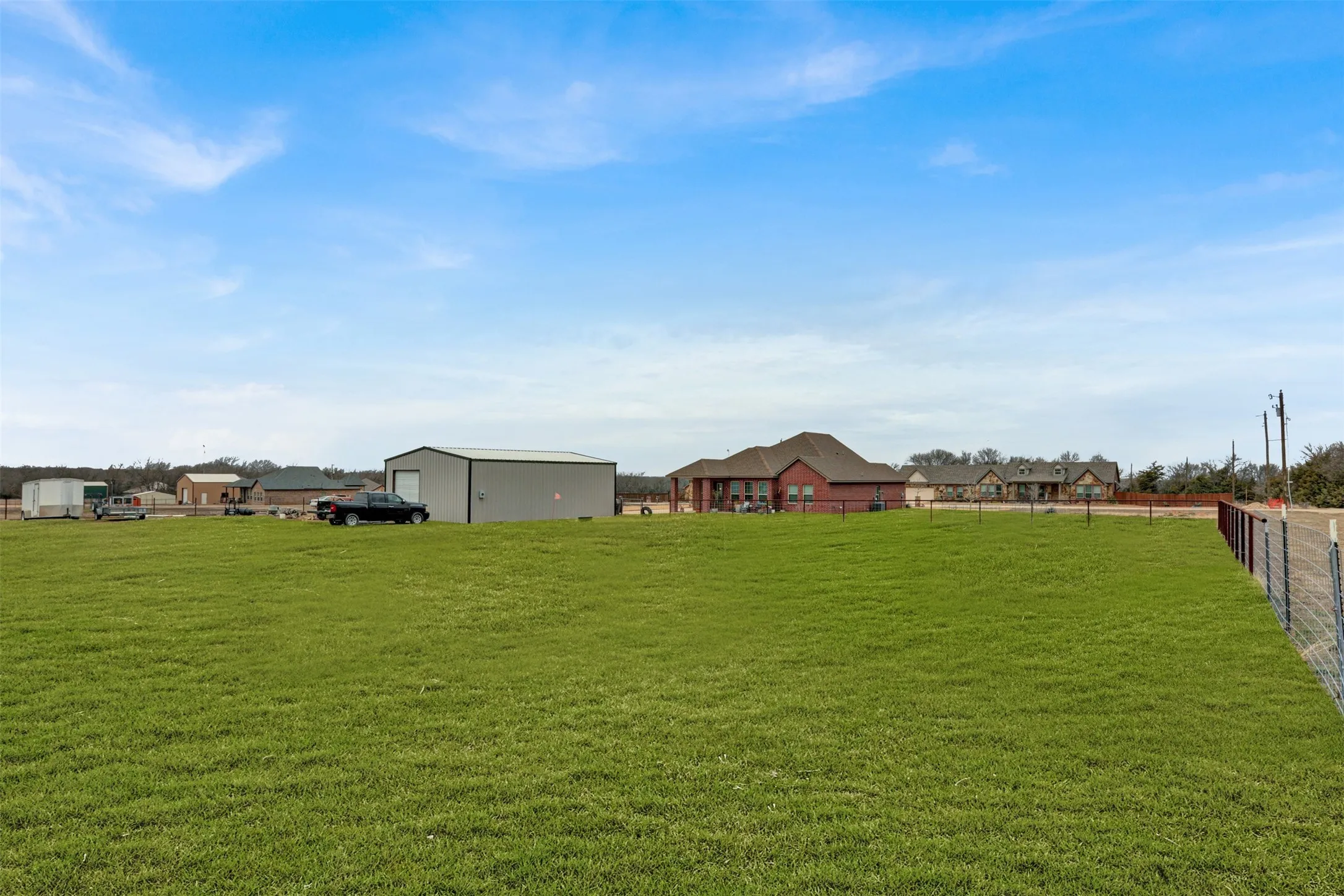 Single Family Residence For Sale in Fannin County , 231 Orduna Street, Trenton, Texas 75490, 5 Bedroom, 3 Bathroom, 2 Garage spaces, 1,981 Sqft, built in 2020, Preowned, mls#21176723, Real Estate Agent in Trenton, Homes For Sale in Fannin county, Homes For Sale in Trenton, Realtor in Trenton Texas, Real Estate Brokerage Independent Realty Texas, Luminita Cordes Realtor