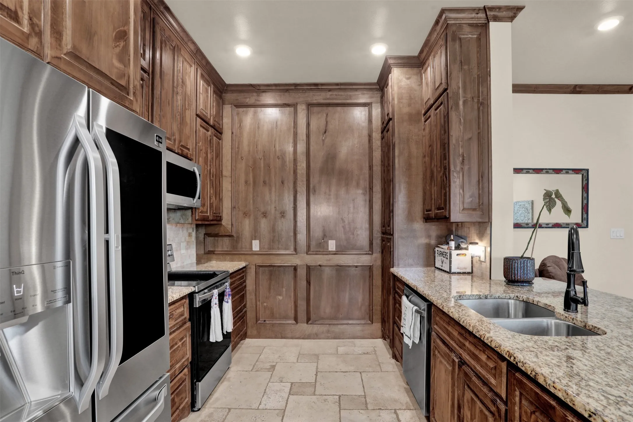 Single Family Residence For Sale in Fannin County , 231 Orduna Street, Trenton, Texas 75490, 5 Bedroom, 3 Bathroom, 2 Garage spaces, 1,981 Sqft, built in 2020, Preowned, mls#21176723, Real Estate Agent in Trenton, Homes For Sale in Fannin county, Homes For Sale in Trenton, Realtor in Trenton Texas, Real Estate Brokerage Independent Realty Texas, Luminita Cordes Realtor