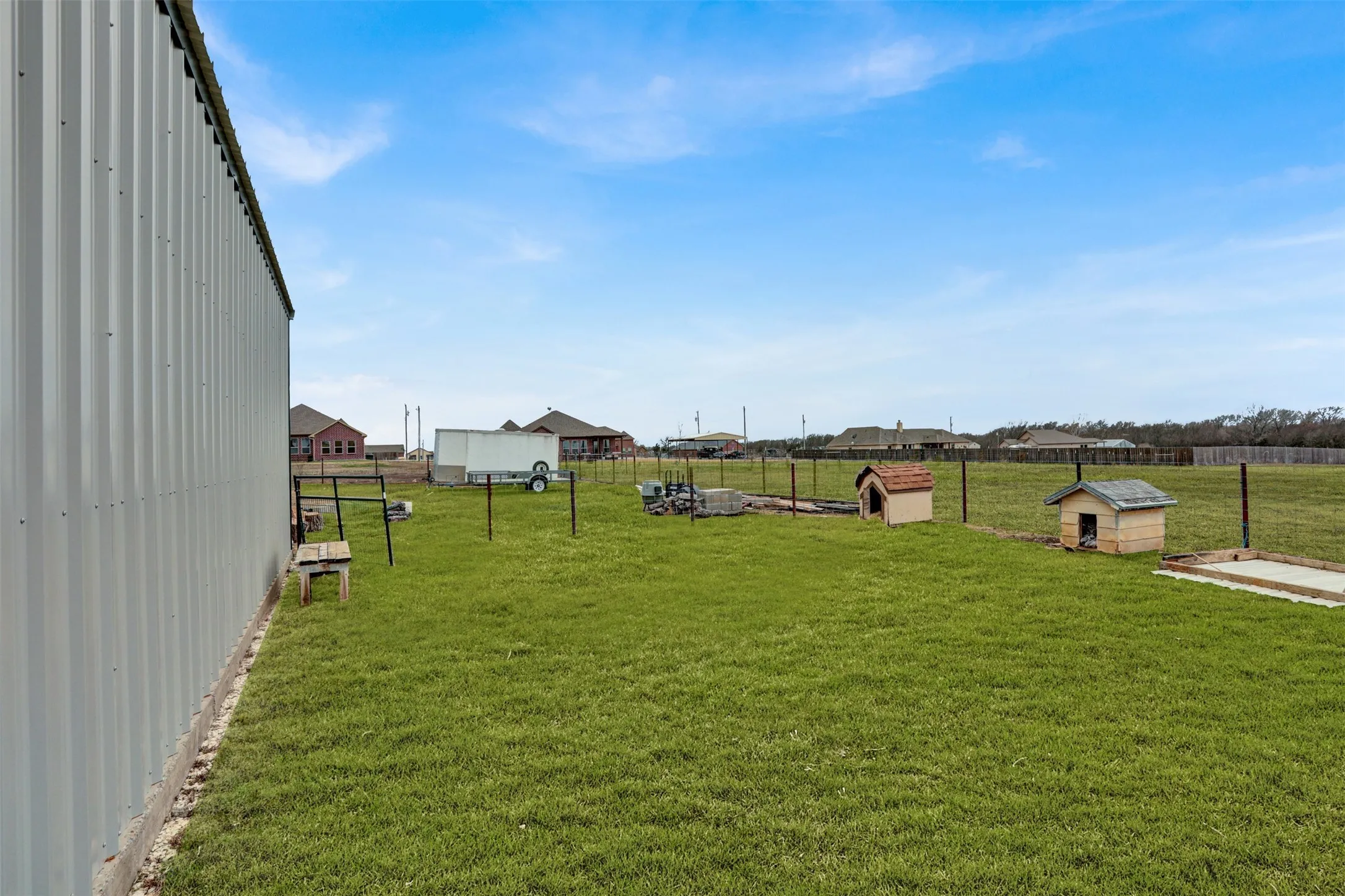 Single Family Residence For Sale in Fannin County , 231 Orduna Street, Trenton, Texas 75490, 5 Bedroom, 3 Bathroom, 2 Garage spaces, 1,981 Sqft, built in 2020, Preowned, mls#21176723, Real Estate Agent in Trenton, Homes For Sale in Fannin county, Homes For Sale in Trenton, Realtor in Trenton Texas, Real Estate Brokerage Independent Realty Texas, Luminita Cordes Realtor
