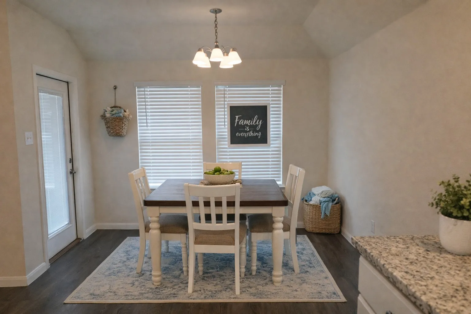 AI virtually staged dining area