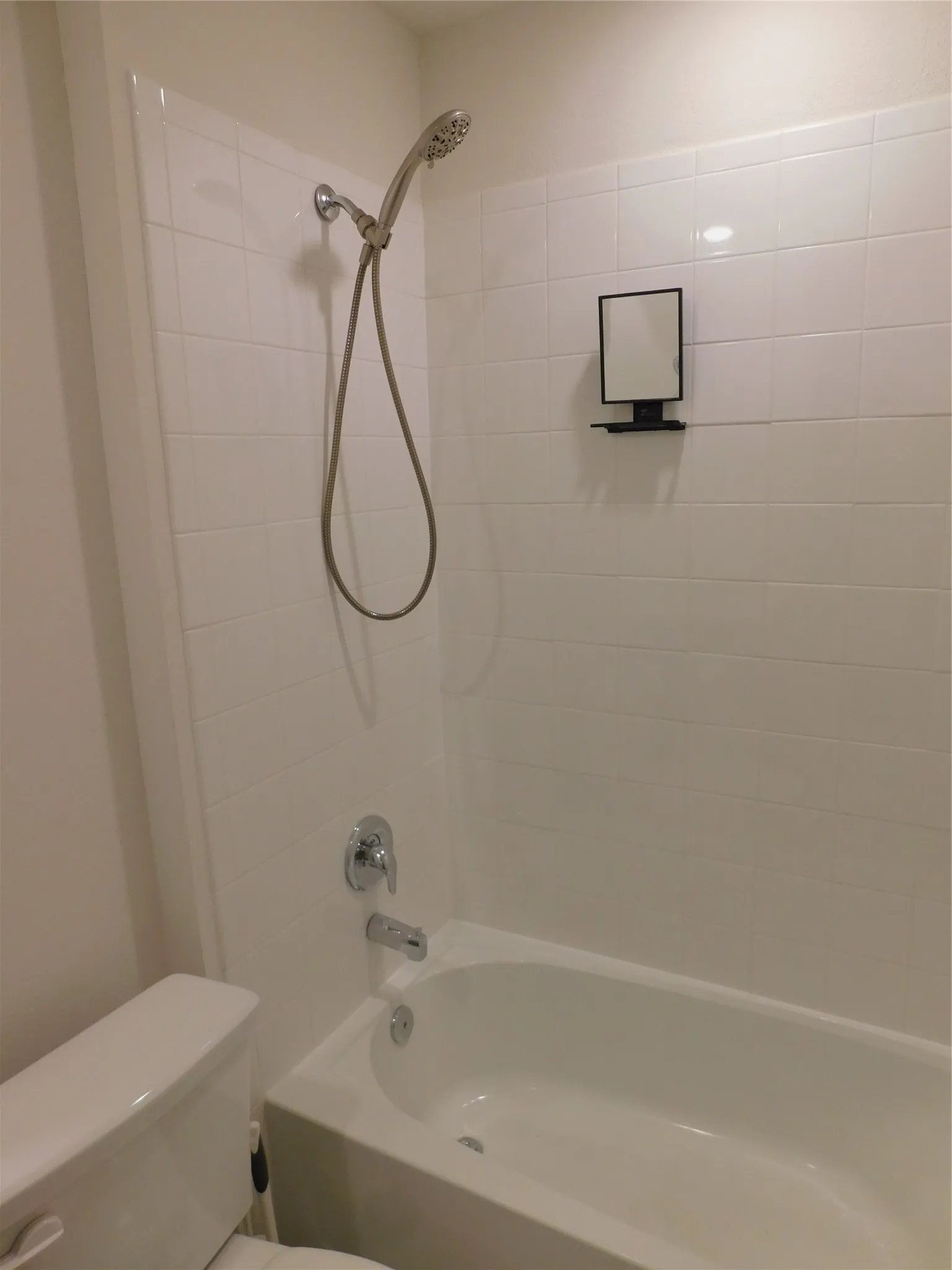 Hallway Bathroom Shower with Tub