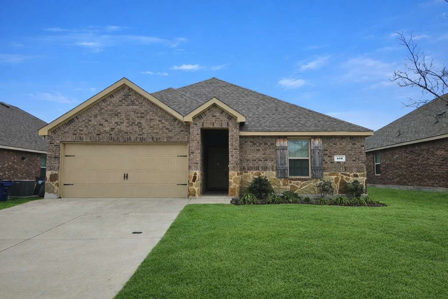 Single Family Residence For Sale in Collin County , 409 Spur Ridge, Princeton, Texas 75407, 3 Bedrooms, 2 Bathrooms, 2 Garage spaces, 1,454 Sqft, built in 2021, Price $270,000, mls#21176721, Real Estate Agent in Princeton, Homes For Sale in Collin county, Homes For Sale in Princeton, Realtor in Princeton Texas, Real Estate Brokerage Independent Realty Texas, Luminita Cordes Realtor