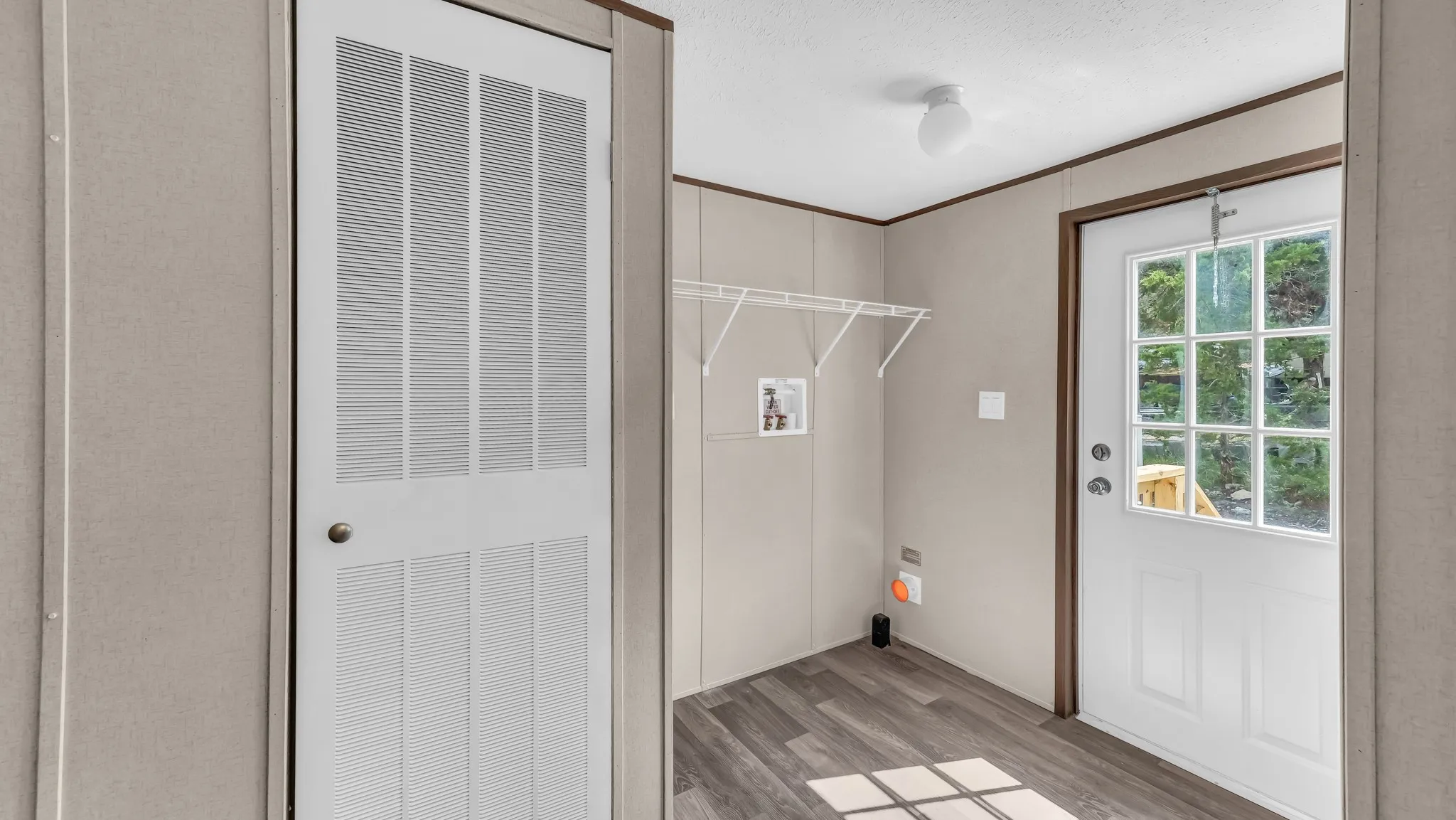 Mobile Home For Sale in Hood County , 4802 Plum Bush Street, Granbury, Texas 76048, 3 Bedroom, 2 Bathroom, Garage spaces, 1,475 Sqft, built in 2023, mls#21177741, Real Estate Agent in Granbury, Homes For Sale in Hood county, Homes For Sale in Granbury, Realtor in Granbury Texas, Real Estate Brokerage Independent Realty Texas, Luminita Cordes Realtor