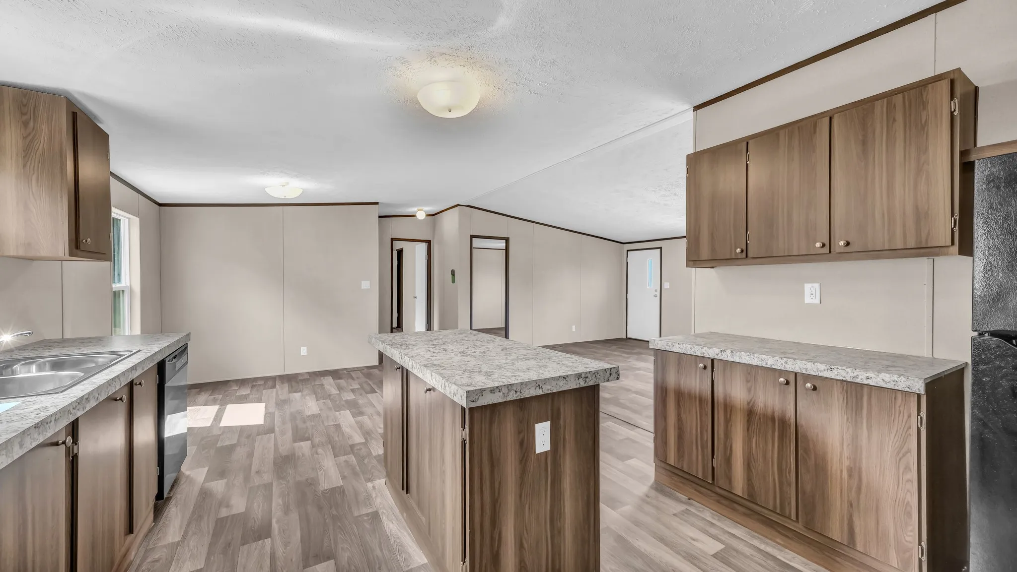 Mobile Home For Sale in Hood County , 4802 Plum Bush Street, Granbury, Texas 76048, 3 Bedroom, 2 Bathroom, Garage spaces, 1,475 Sqft, built in 2023, mls#21177741, Real Estate Agent in Granbury, Homes For Sale in Hood county, Homes For Sale in Granbury, Realtor in Granbury Texas, Real Estate Brokerage Independent Realty Texas, Luminita Cordes Realtor