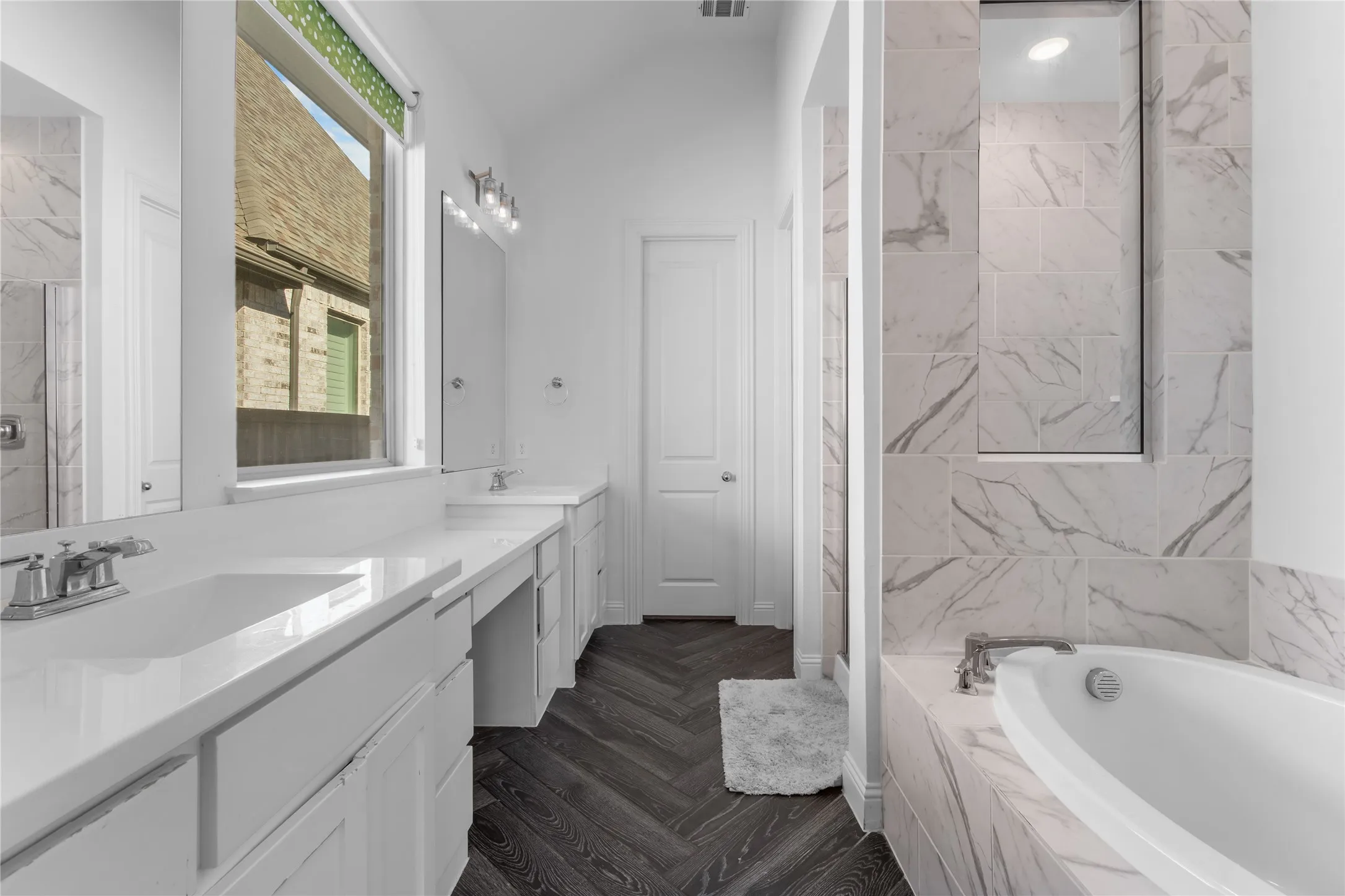 Single Family Residence For Sale in Tarrant County , 1669 Stowers Trail, Fort Worth, Texas 76052, 4 Bedrooms, 3 Bathrooms, 2 Garage spaces, 2,294 Sqft, built in 2021, Price $535,000, mls#21176882, Real Estate Agent in Fort Worth, Homes For Sale in Tarrant county, Homes For Sale in Fort Worth, Realtor in Fort Worth Texas, Real Estate Brokerage Independent Realty Texas, Luminita Cordes Realtor