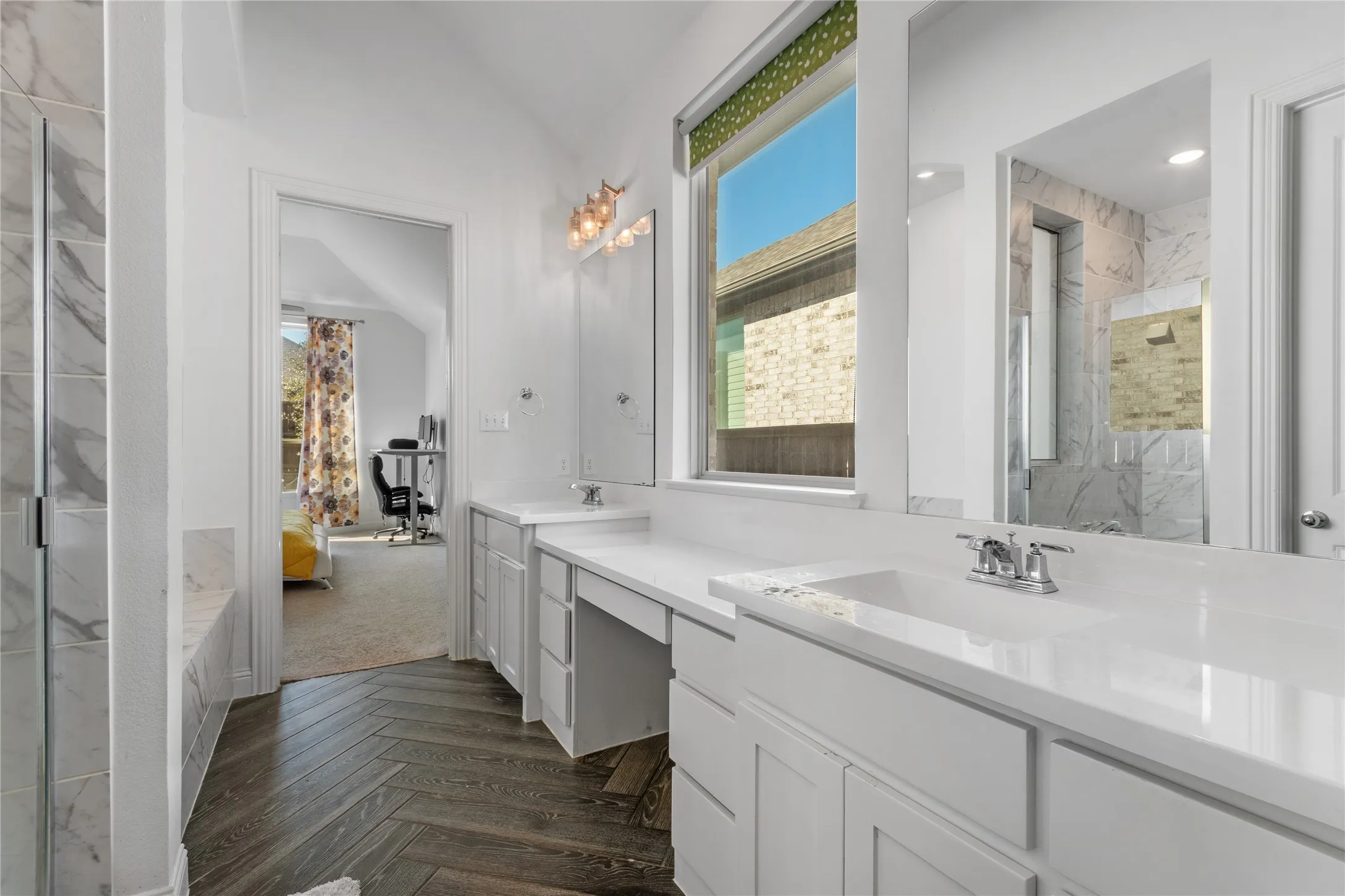 Single Family Residence For Sale in Tarrant County , 1669 Stowers Trail, Fort Worth, Texas 76052, 4 Bedrooms, 3 Bathrooms, 2 Garage spaces, 2,294 Sqft, built in 2021, Price $535,000, mls#21176882, Real Estate Agent in Fort Worth, Homes For Sale in Tarrant county, Homes For Sale in Fort Worth, Realtor in Fort Worth Texas, Real Estate Brokerage Independent Realty Texas, Luminita Cordes Realtor