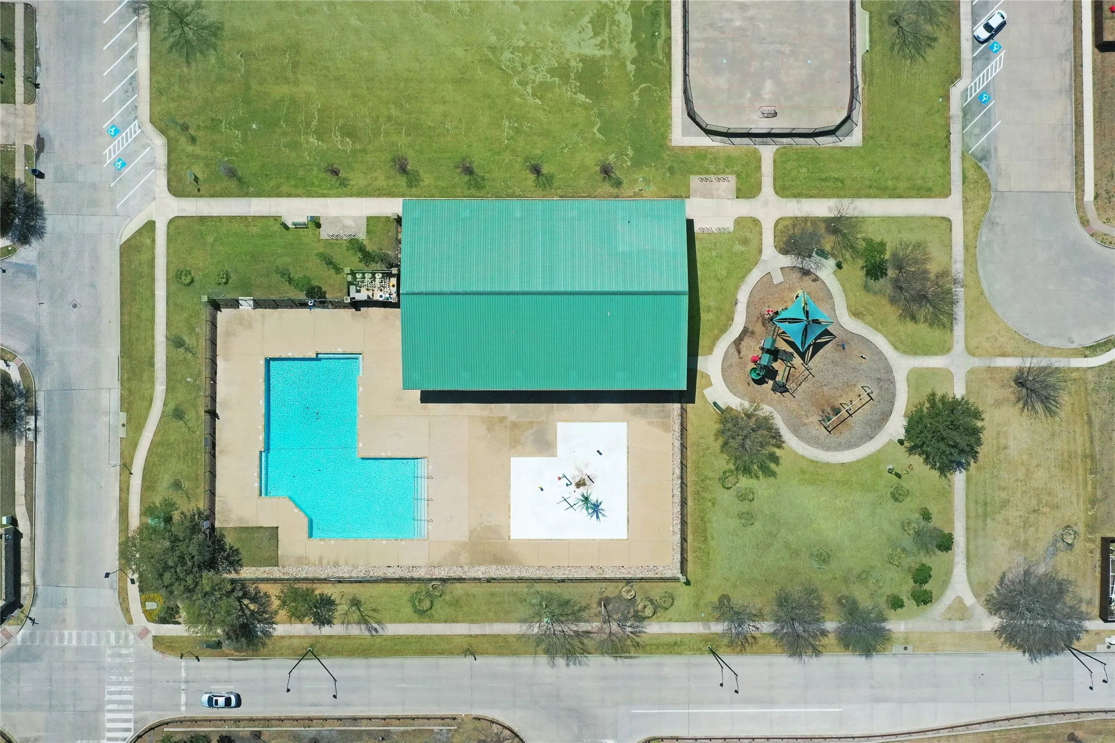 Unimproved Land For Sale in Kaufman County , 18021 Lake Ray Hubbard Drive, Forney, Texas 75126, 0, 0, Garage spaces, 0 Sqft, built in 0, mls#21175671, Real Estate Agent in Forney, Homes For Sale in Kaufman county, Homes For Sale in Forney, Realtor in Forney Texas, Real Estate Brokerage Independent Realty Texas, Luminita Cordes Realtor
