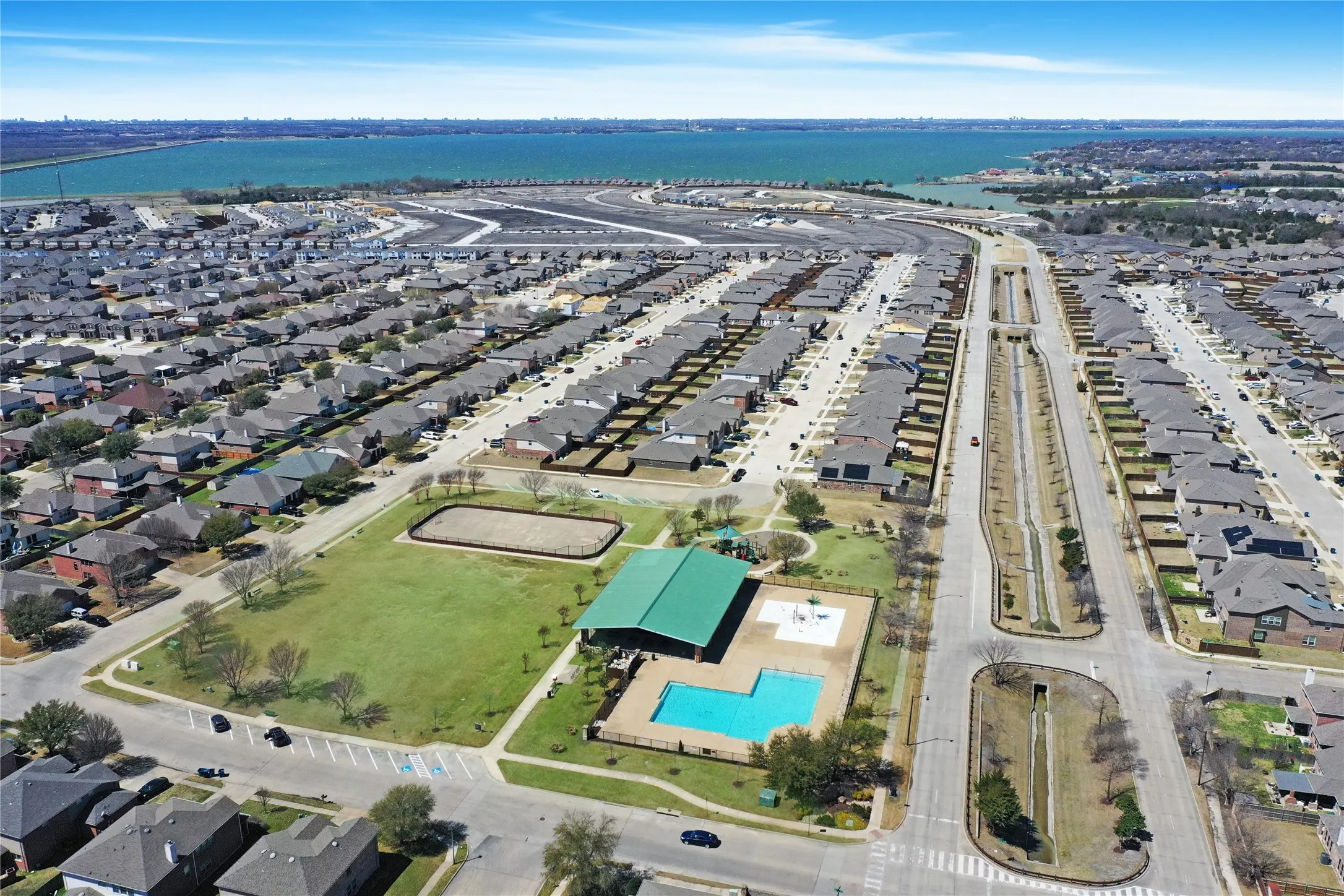 Unimproved Land For Sale in Kaufman County , 18021 Lake Ray Hubbard Drive, Forney, Texas 75126, 0, 0, Garage spaces, 0 Sqft, built in 0, mls#21175671, Real Estate Agent in Forney, Homes For Sale in Kaufman county, Homes For Sale in Forney, Realtor in Forney Texas, Real Estate Brokerage Independent Realty Texas, Luminita Cordes Realtor