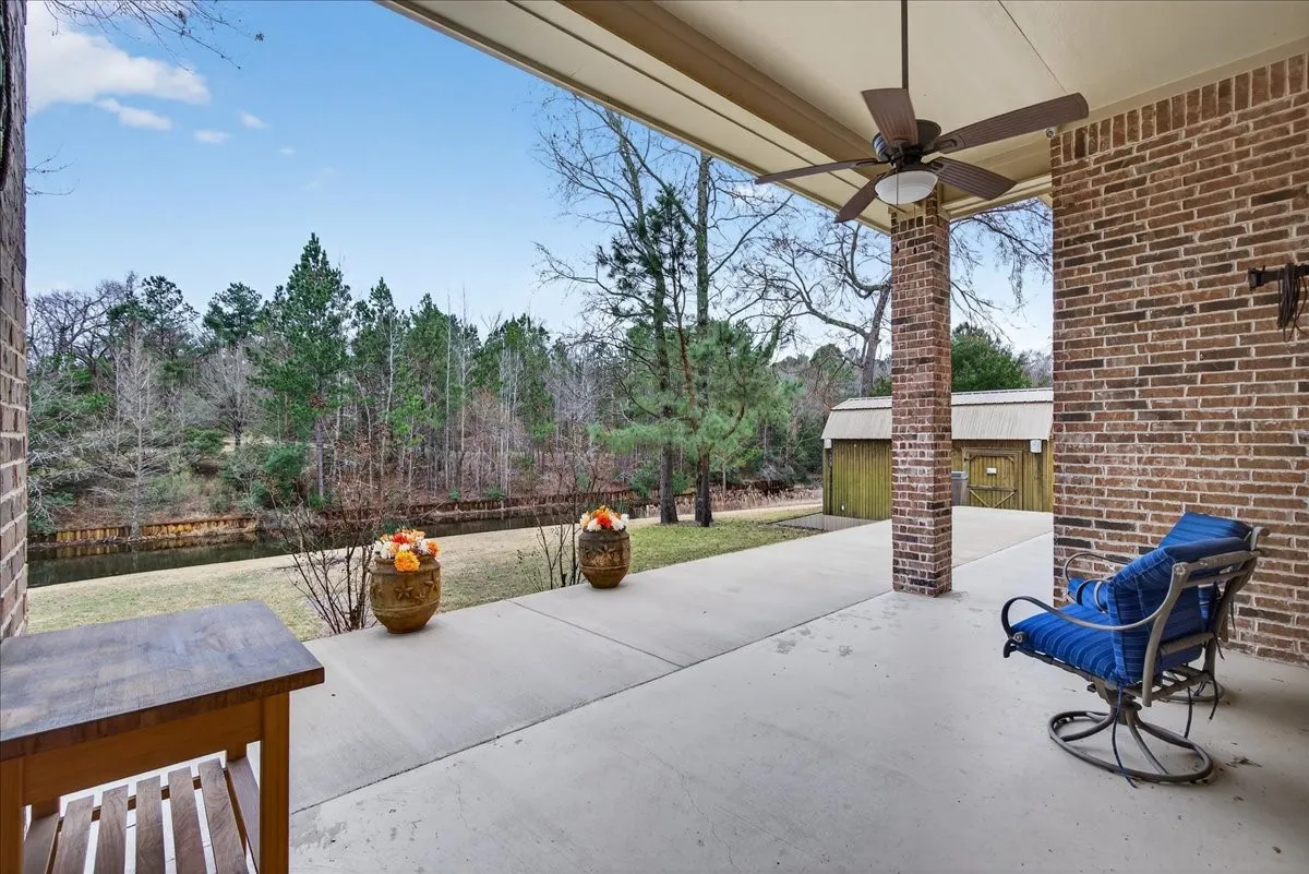 View of patio / terrace with a ceiling fan