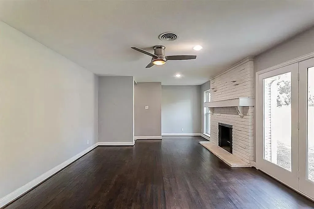 Single Family Residence For Sale in Dallas County , 5516 Forest Lane, Dallas, Texas 75230, 3 Bedroom, 2 Bathroom, 2 Garage spaces, 1,912 Sqft, built in 1956, mls#21177249, Real Estate Agent in Dallas, Homes For Sale in Dallas county, Homes For Sale in Dallas, Realtor in Dallas Texas, Real Estate Brokerage Independent Realty Texas, Luminita Cordes Realtor