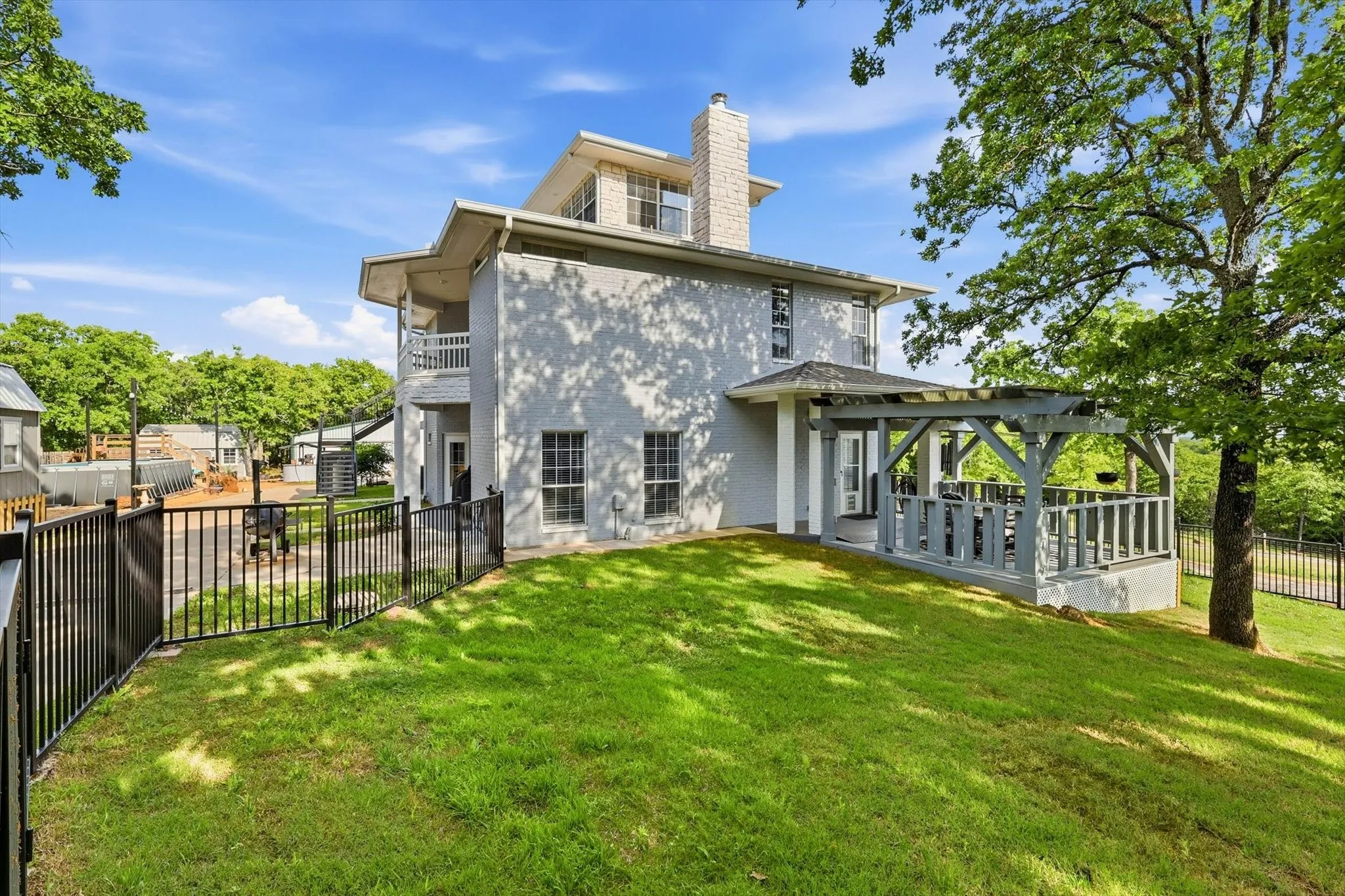 Single Family Residence For Sale in Cooke County , 10325 E Fm 922, Tioga, Texas 76271, 4 Bedroom, 4 Bathroom, 2 Garage spaces, 3,331 Sqft, built in 2000, Price $979,999, mls#21176968, Real Estate Agent in Tioga, Homes For Sale in Cooke county, Homes For Sale in Tioga, Realtor in Tioga Texas, Real Estate Brokerage Independent Realty Texas, Luminita Cordes Realtor