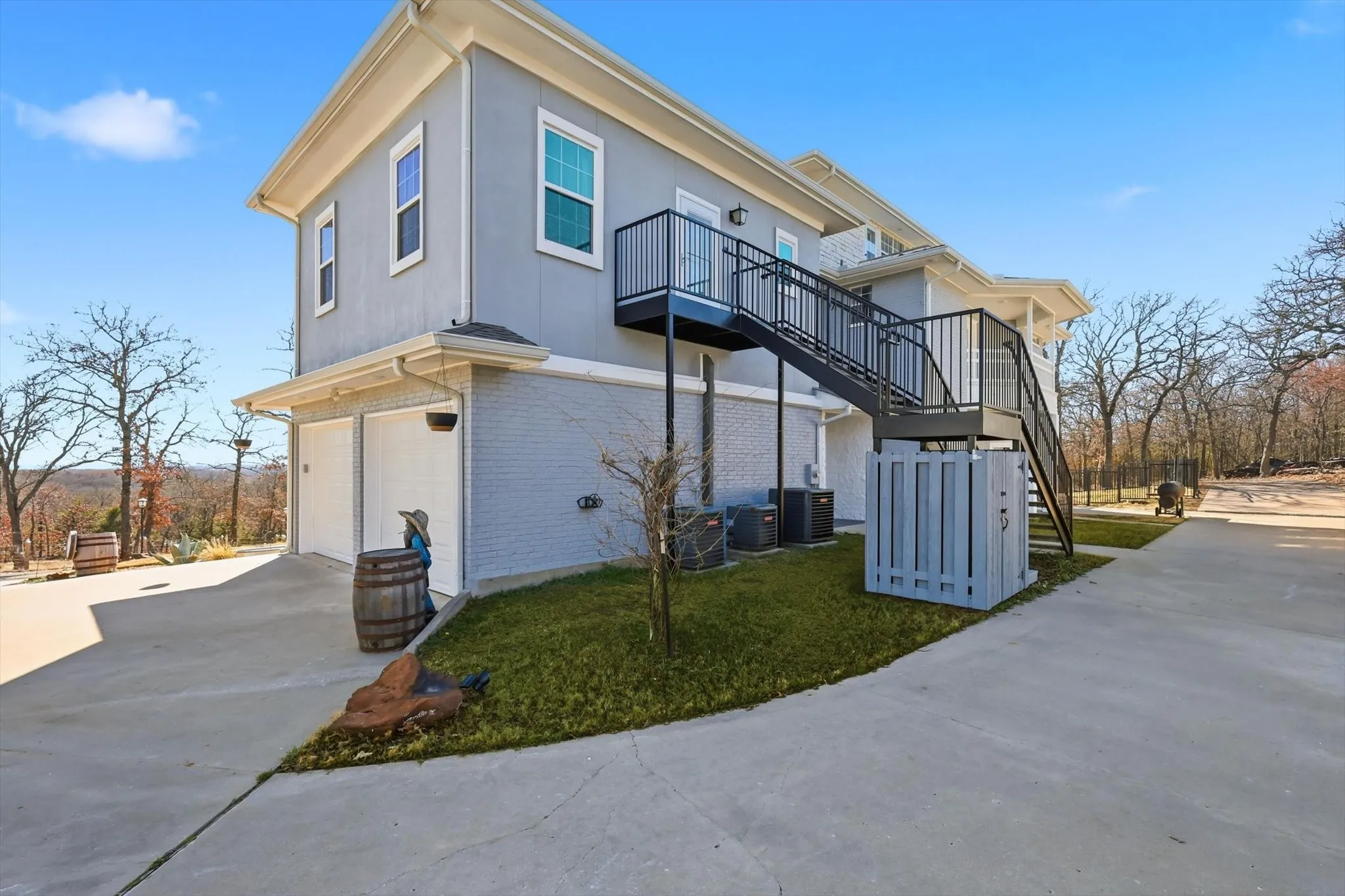 Single Family Residence For Sale in Cooke County , 10325 E Fm 922, Tioga, Texas 76271, 4 Bedroom, 4 Bathroom, 2 Garage spaces, 3,331 Sqft, built in 2000, Price $979,999, mls#21176968, Real Estate Agent in Tioga, Homes For Sale in Cooke county, Homes For Sale in Tioga, Realtor in Tioga Texas, Real Estate Brokerage Independent Realty Texas, Luminita Cordes Realtor