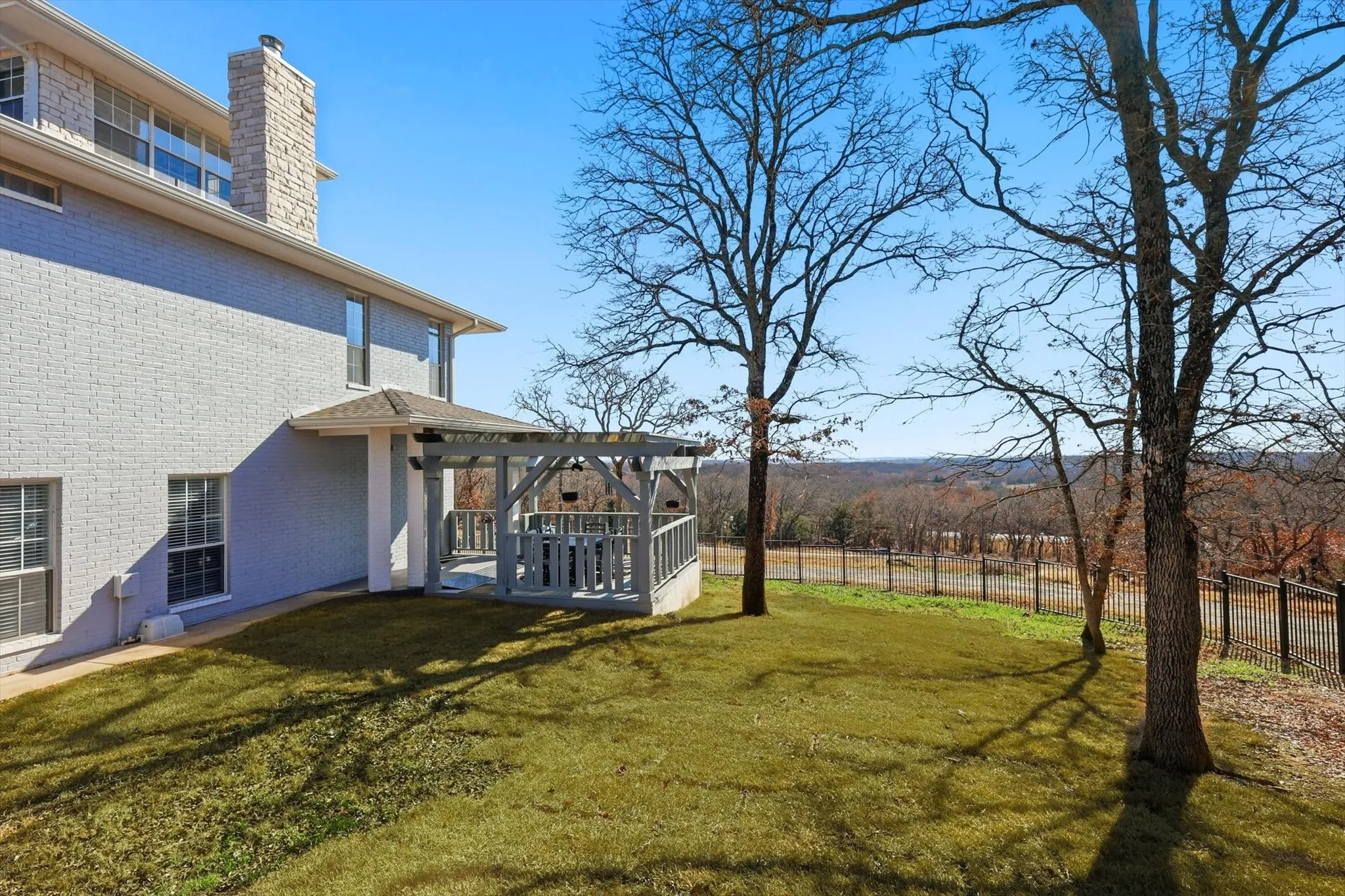 Single Family Residence For Sale in Cooke County , 10325 E Fm 922, Tioga, Texas 76271, 4 Bedroom, 4 Bathroom, 2 Garage spaces, 3,331 Sqft, built in 2000, Price $979,999, mls#21176968, Real Estate Agent in Tioga, Homes For Sale in Cooke county, Homes For Sale in Tioga, Realtor in Tioga Texas, Real Estate Brokerage Independent Realty Texas, Luminita Cordes Realtor