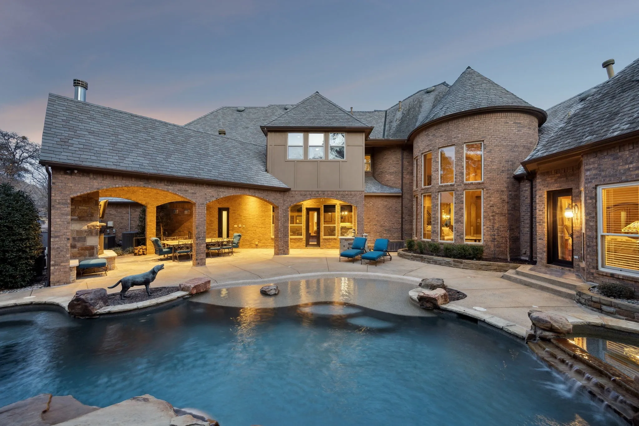 Single Family Residence For Sale in Tarrant County , 1800 Beam Drive, Southlake, Texas 76092, 5 Bedroom, 7 Bathroom, 4 Garage spaces, 6,144 Sqft, built in 2007, mls#21161535, Real Estate Agent in Southlake, Homes For Sale in Tarrant county, Homes For Sale in Southlake, Realtor in Southlake Texas, Real Estate Brokerage Independent Realty Texas, Luminita Cordes Realtor