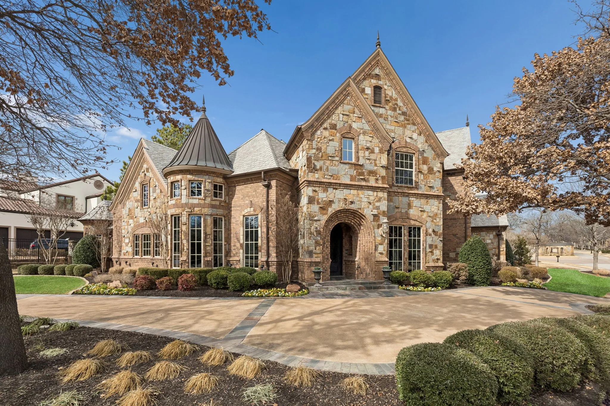 Single Family Residence For Sale in Tarrant County , 1800 Beam Drive, Southlake, Texas 76092, 5 Bedroom, 7 Bathroom, 4 Garage spaces, 6,144 Sqft, built in 2007, mls#21161535, Real Estate Agent in Southlake, Homes For Sale in Tarrant county, Homes For Sale in Southlake, Realtor in Southlake Texas, Real Estate Brokerage Independent Realty Texas, Luminita Cordes Realtor
