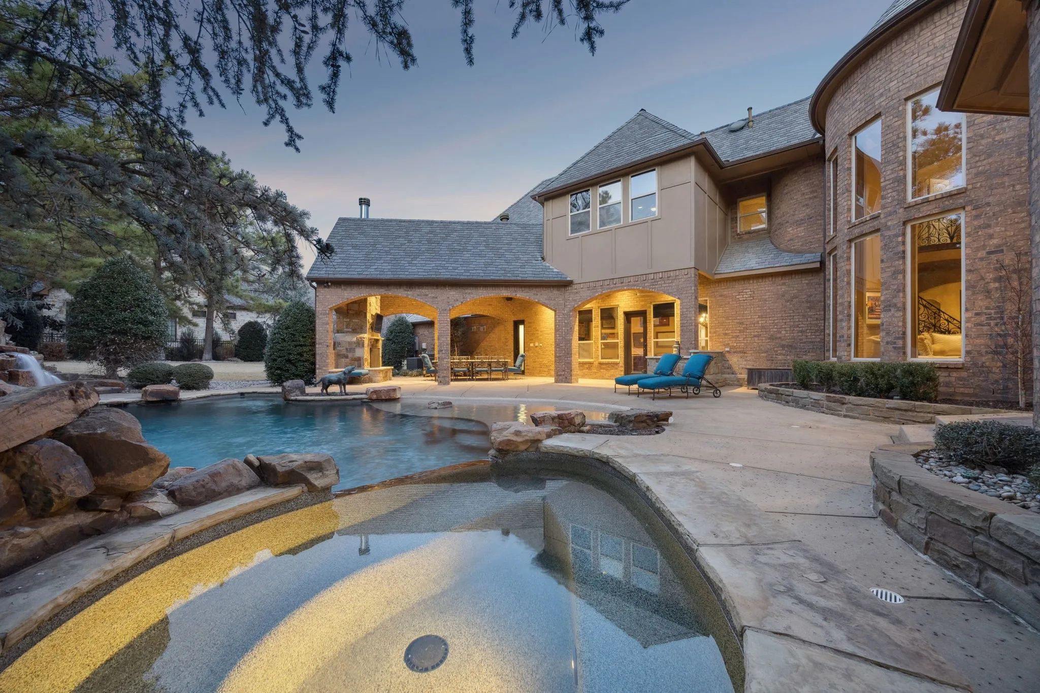 Single Family Residence For Sale in Tarrant County , 1800 Beam Drive, Southlake, Texas 76092, 5 Bedroom, 7 Bathroom, 4 Garage spaces, 6,144 Sqft, built in 2007, mls#21161535, Real Estate Agent in Southlake, Homes For Sale in Tarrant county, Homes For Sale in Southlake, Realtor in Southlake Texas, Real Estate Brokerage Independent Realty Texas, Luminita Cordes Realtor